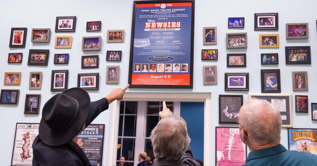 At PTPT Studio, our walls are more than just a boundary&mdash;they are a living tribute to the collective experience of every artist who enters this room.

Swipe through to see our faculty officially starting our Community Wall. This space is designe