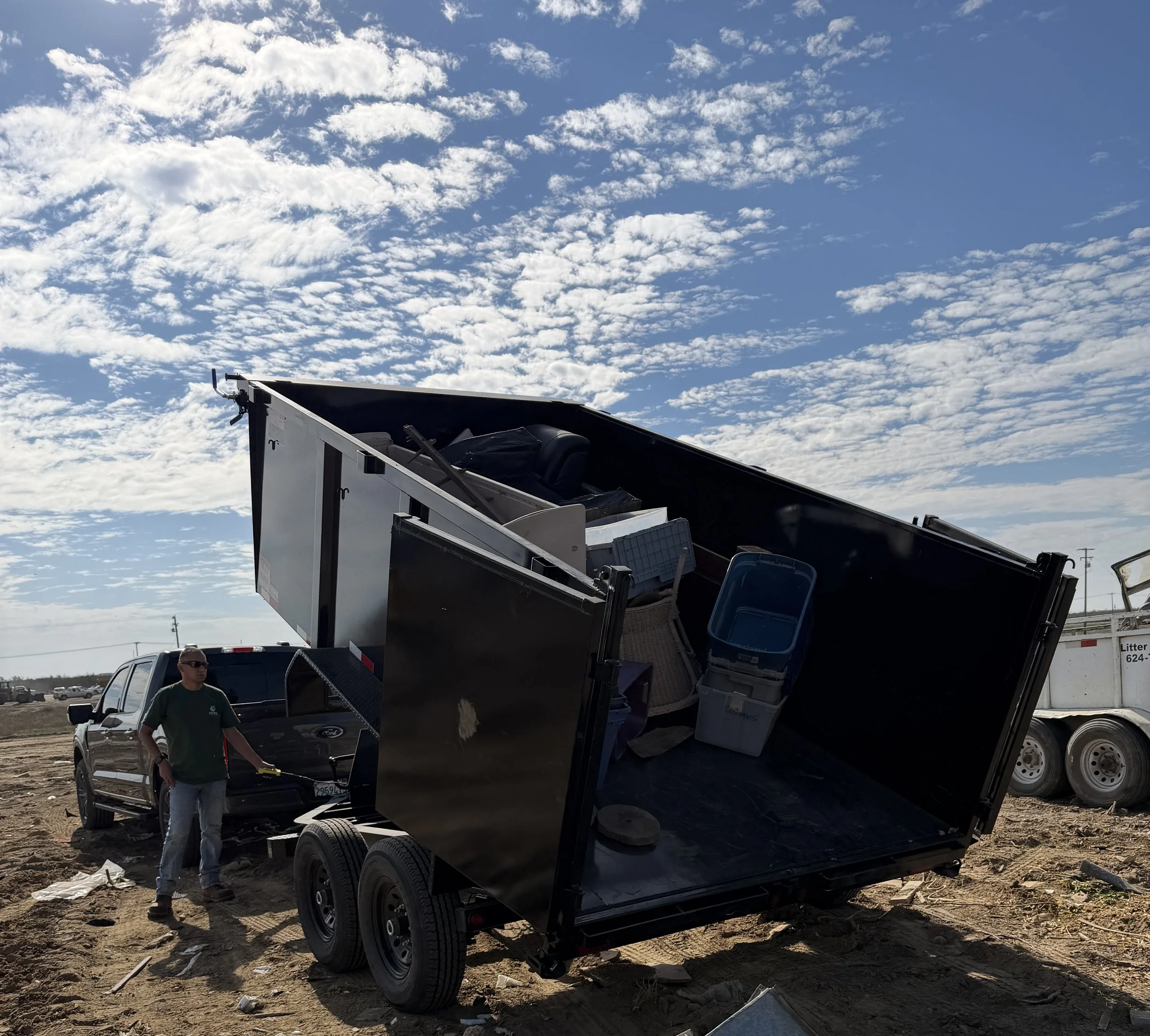 Before and after junk removal project in Visalia