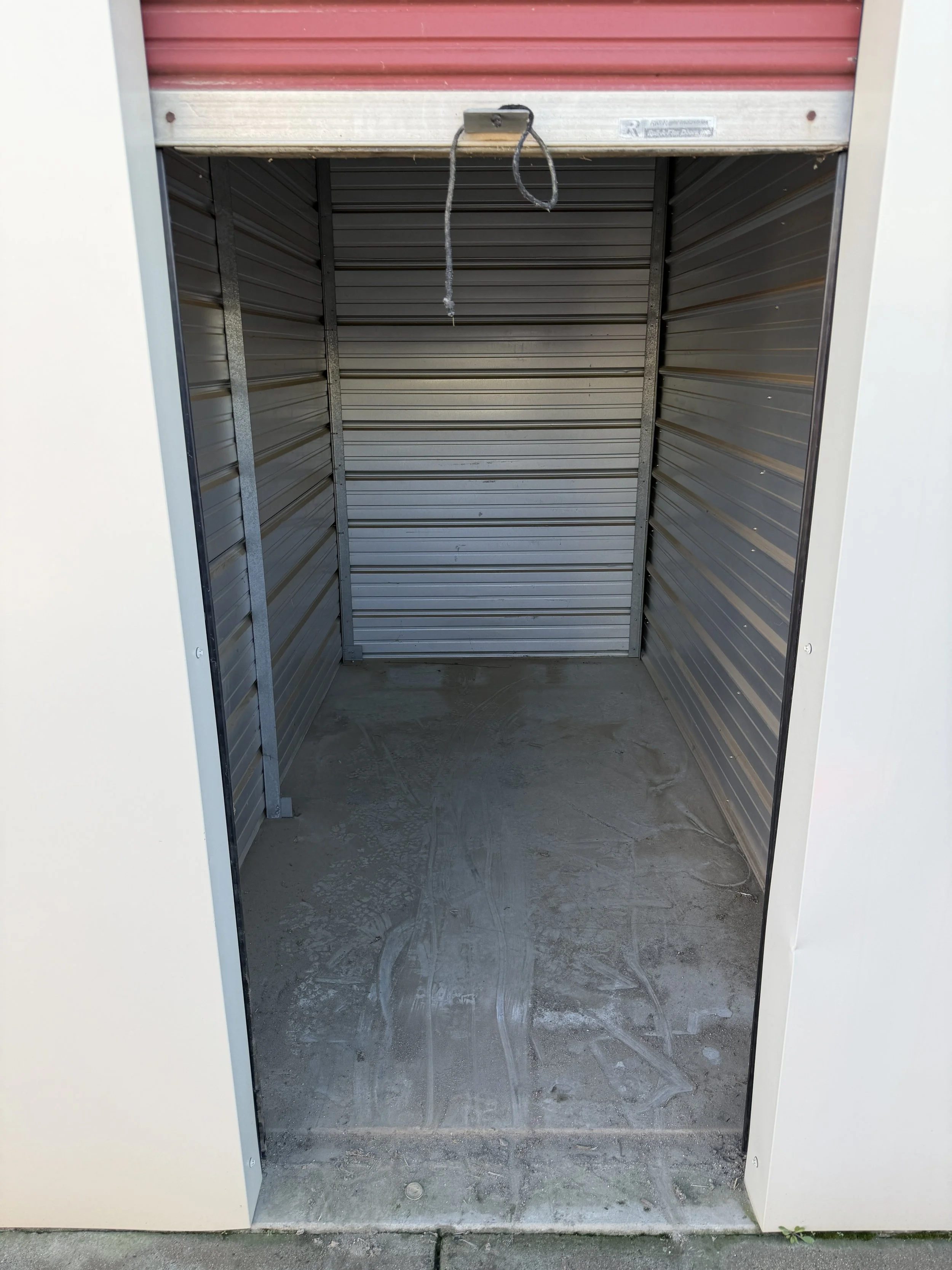 Before and after junk removal project in Visalia