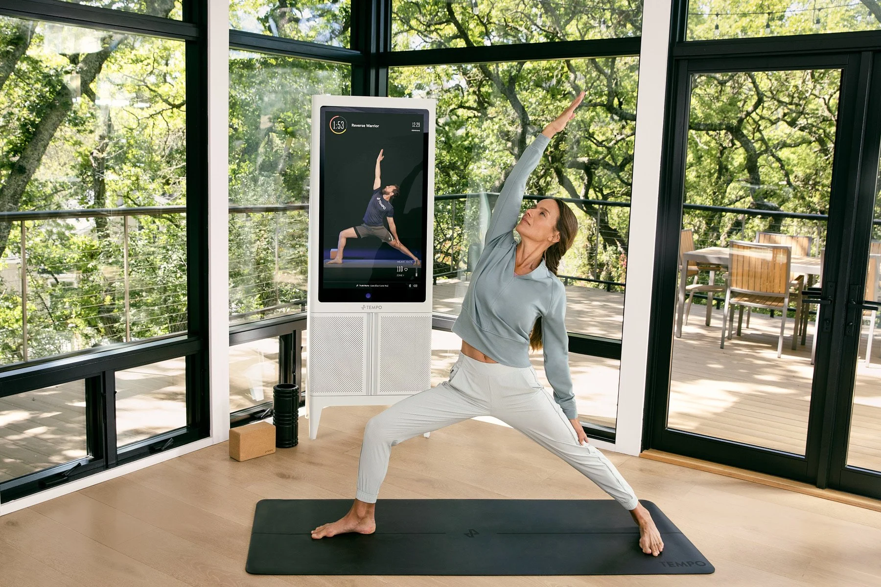 Fitness and Lifestyle photography for Tempo Interactive by San Francisco female photographer Gabriela Hasbun.