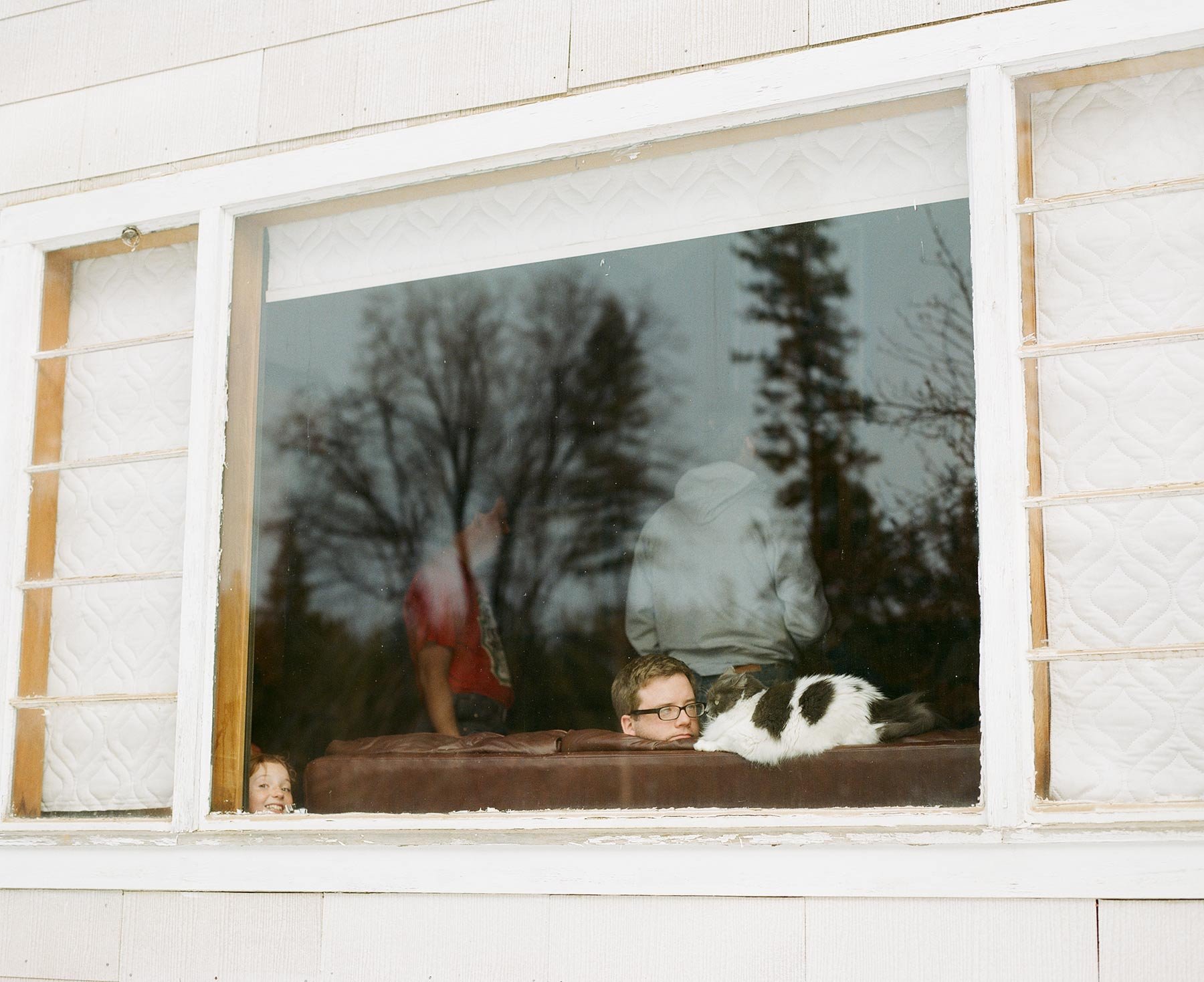 Greenville residents in Indian Valley by editorial and lifestyle photographer Gabriela Hasbun.