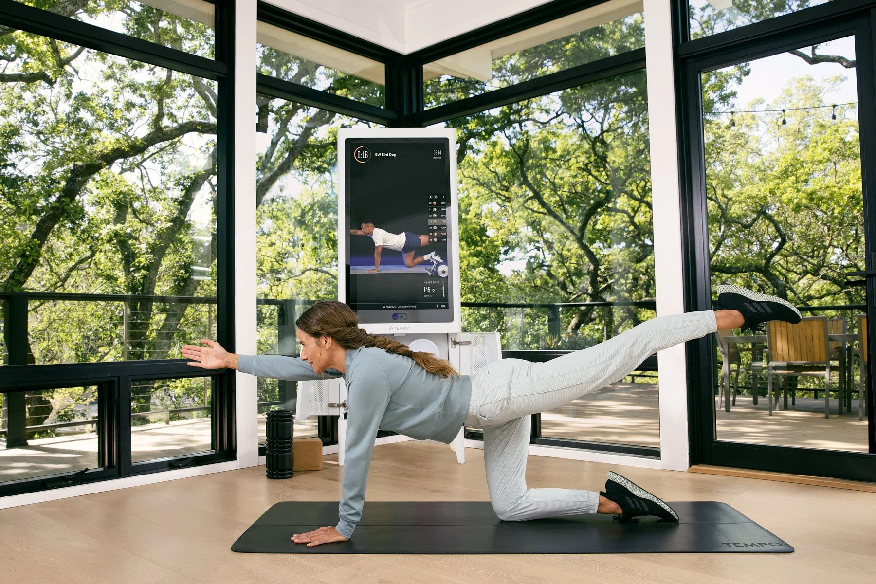 Fitness and Lifestyle photography for Tempo Interactive by San Francisco female photographer Gabriela Hasbun.