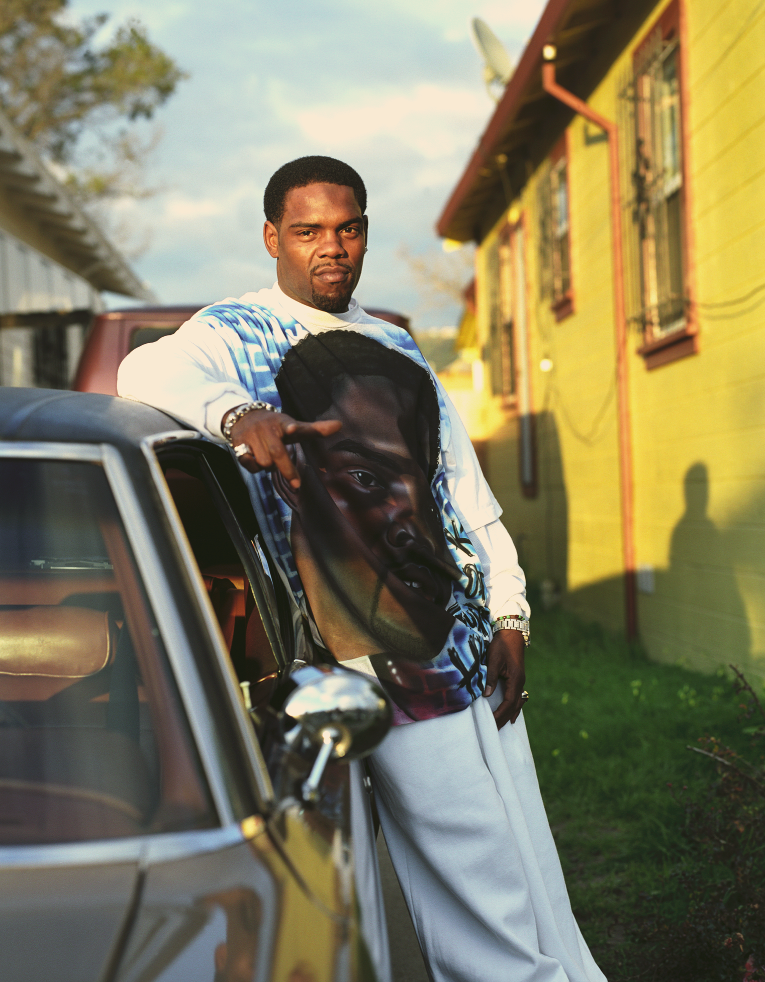 Rapper Keak da Sneak photographed in Oakland for Vibe magazine by editorial photographer Gabriela Hasbun.