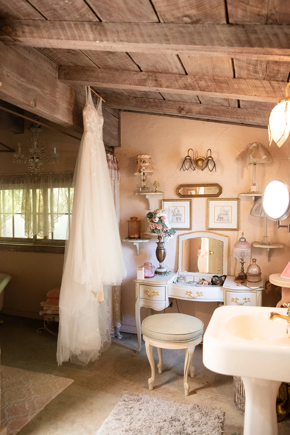 bride dress details.jpg