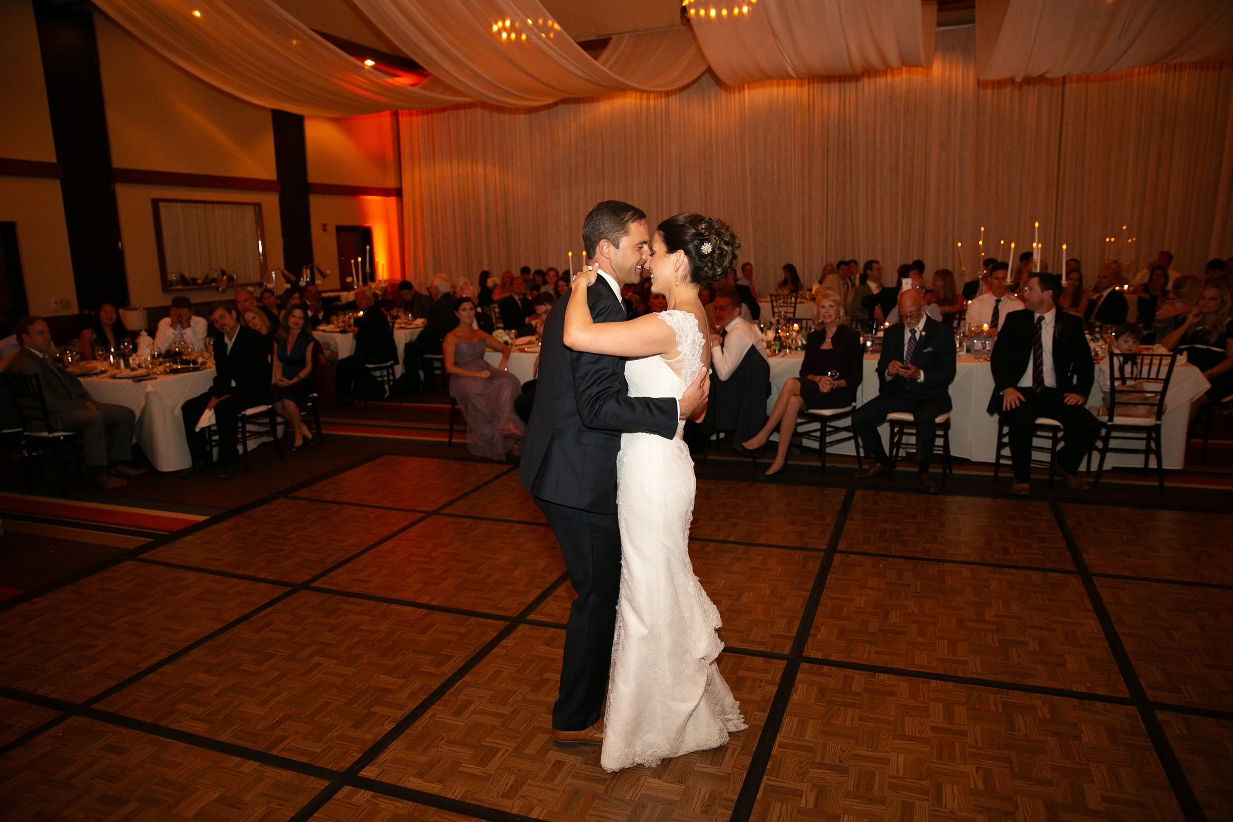 couple-dancing-on-their-wedding-day.jpg