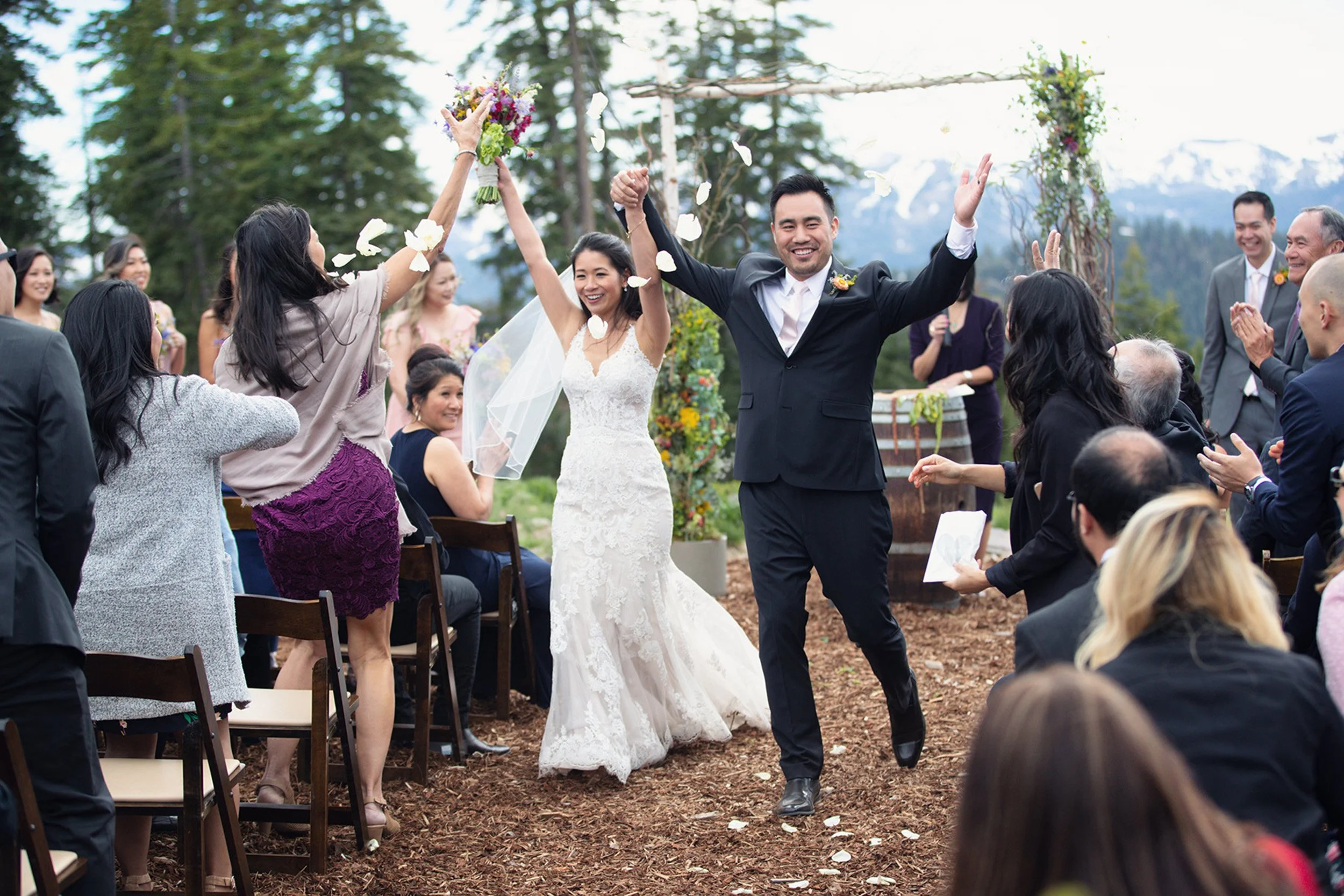 ceremony wedding Zephyr Lodge Truckee