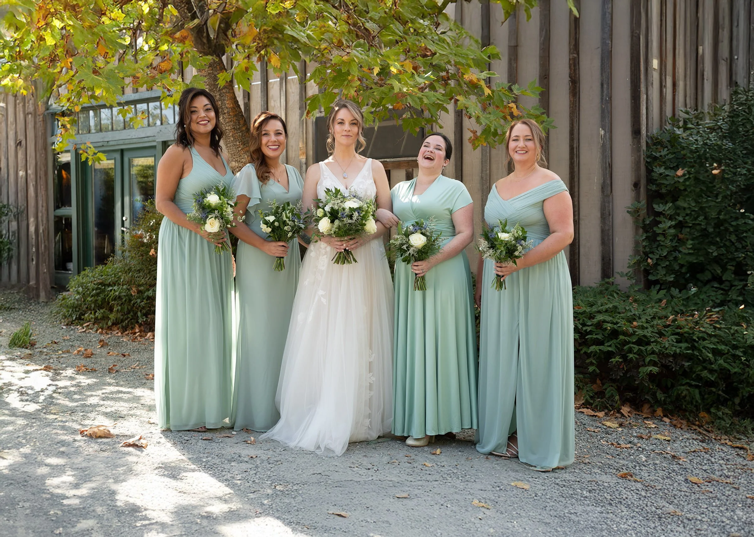sonora-wedding-party-at-union-hill.jpg