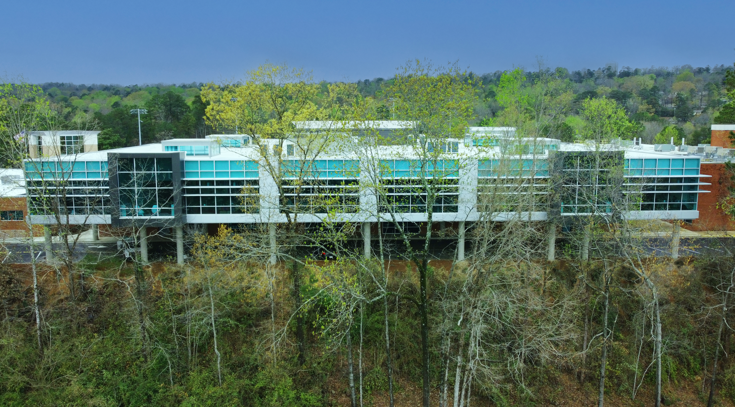 MOUNTAIN BROOK HIGH SCHOOL CLASSROOM ADDITION