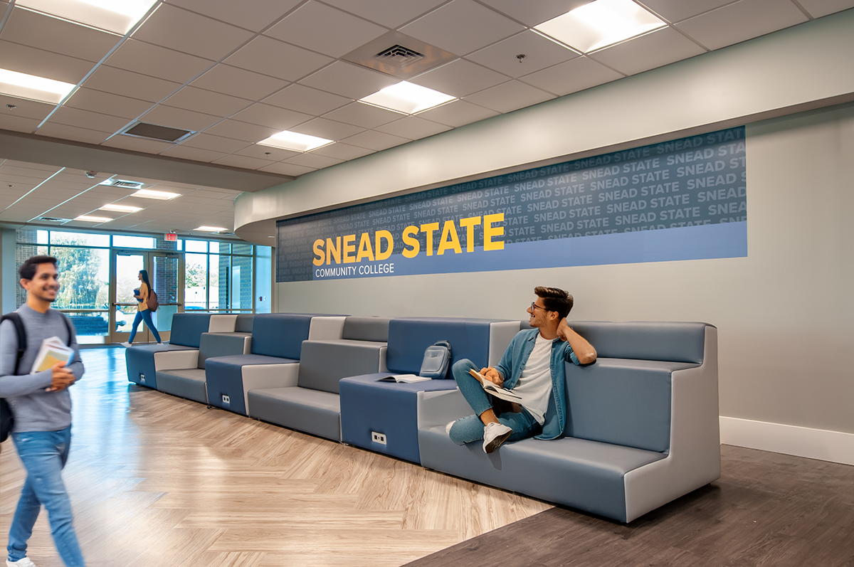 SNEAD STATE McCAIN ADMINISTRATIVE BUILDING