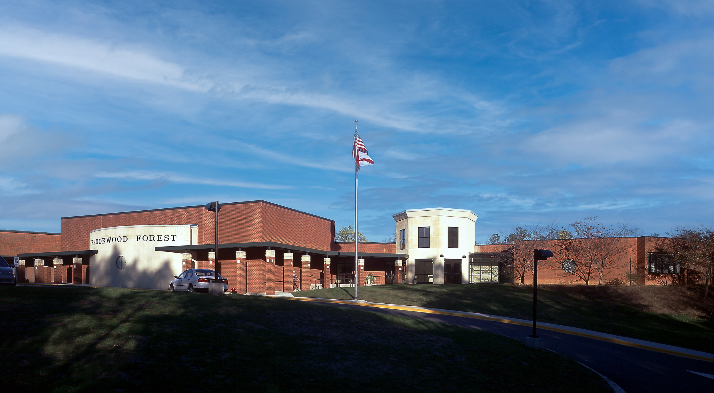 Exterior view of Brookwood Forest Elementary School. project by B Group Architecture, inc.