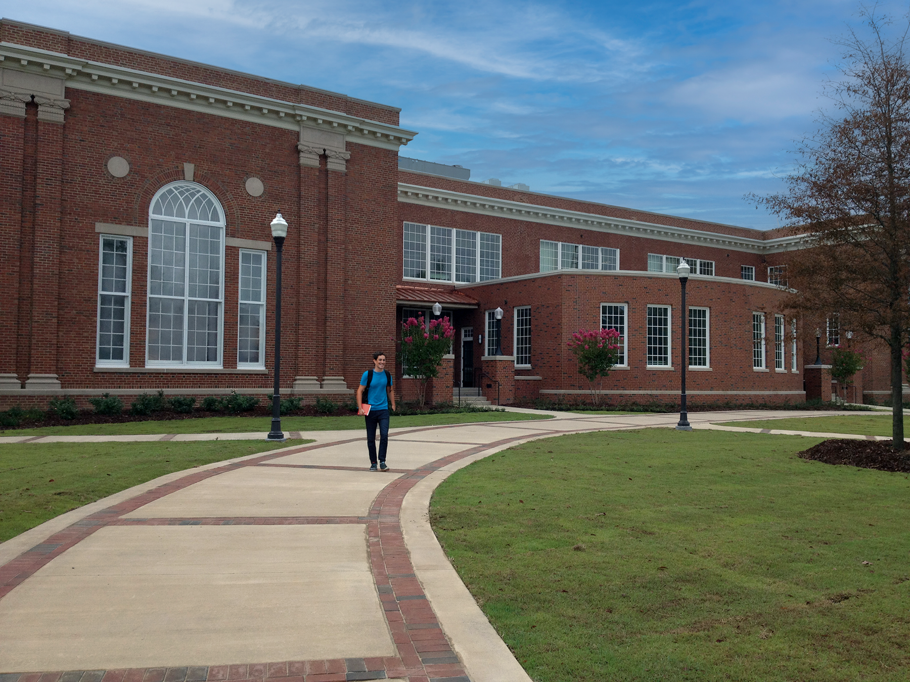 SNEAD STATE COMMUNITY COLLEGE ADMINISTRATION BUILDING