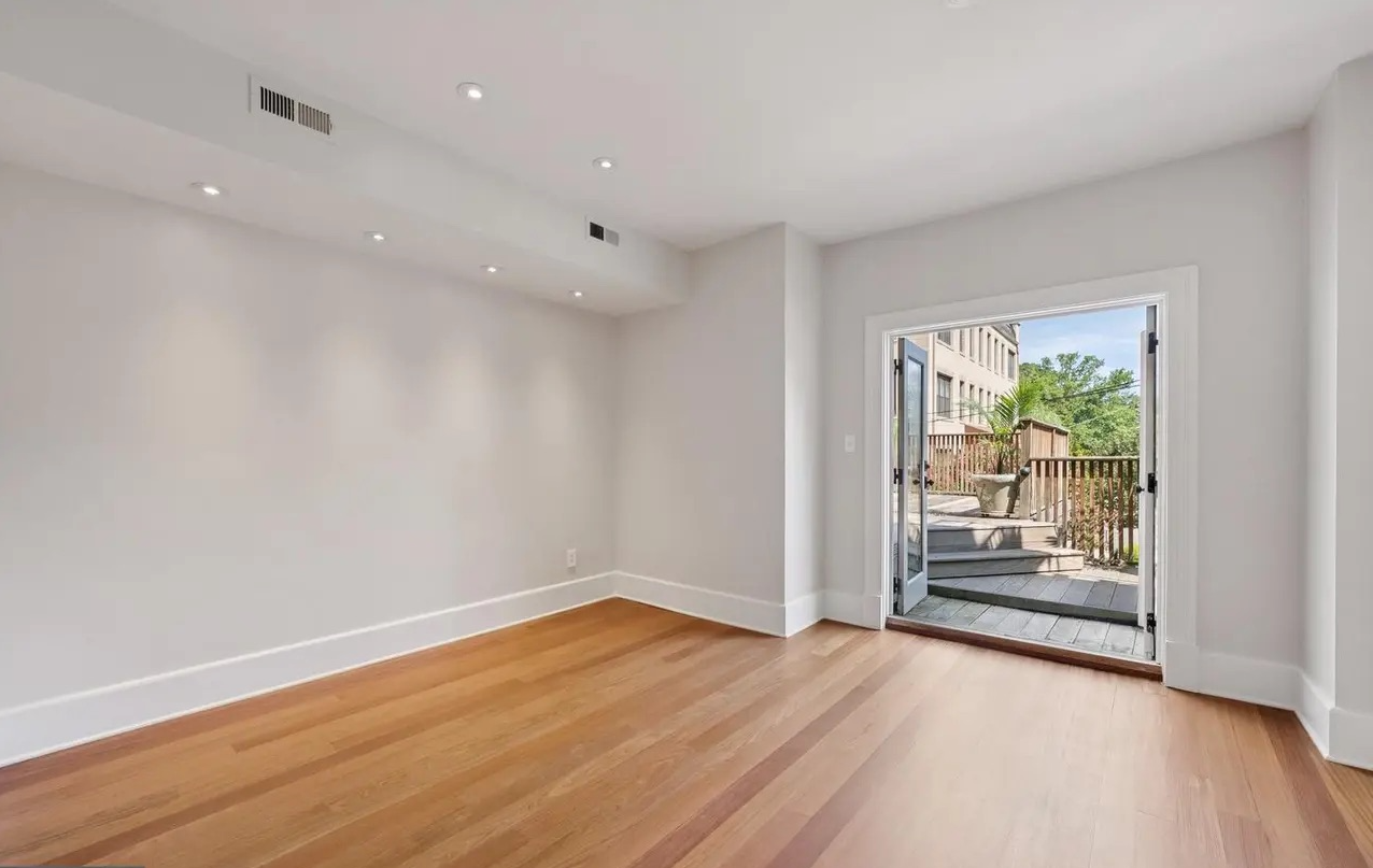 DCDC2210836_29_2 (1).png