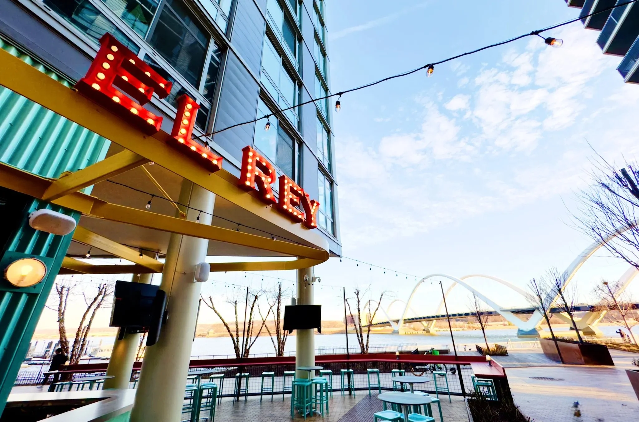 EL REY NAVY YARD (SW, DC)