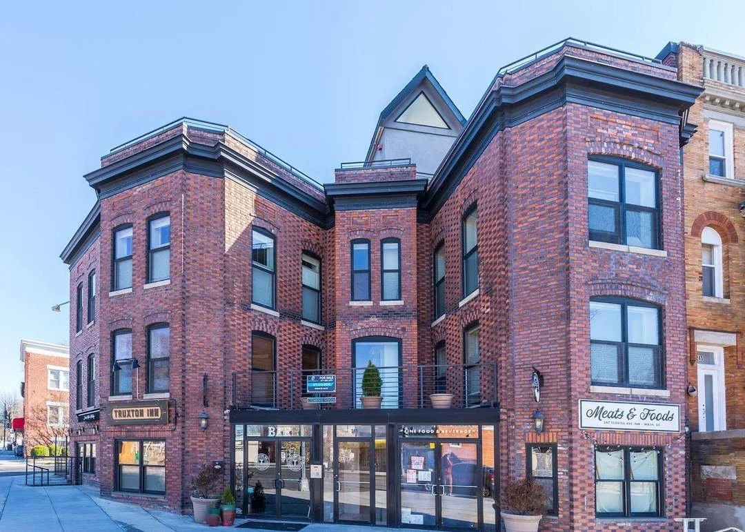 6 CONDOMINIUM COMPLEX WITH 2 RETAIL SPACE GROUND LEVEL IN NW, DC