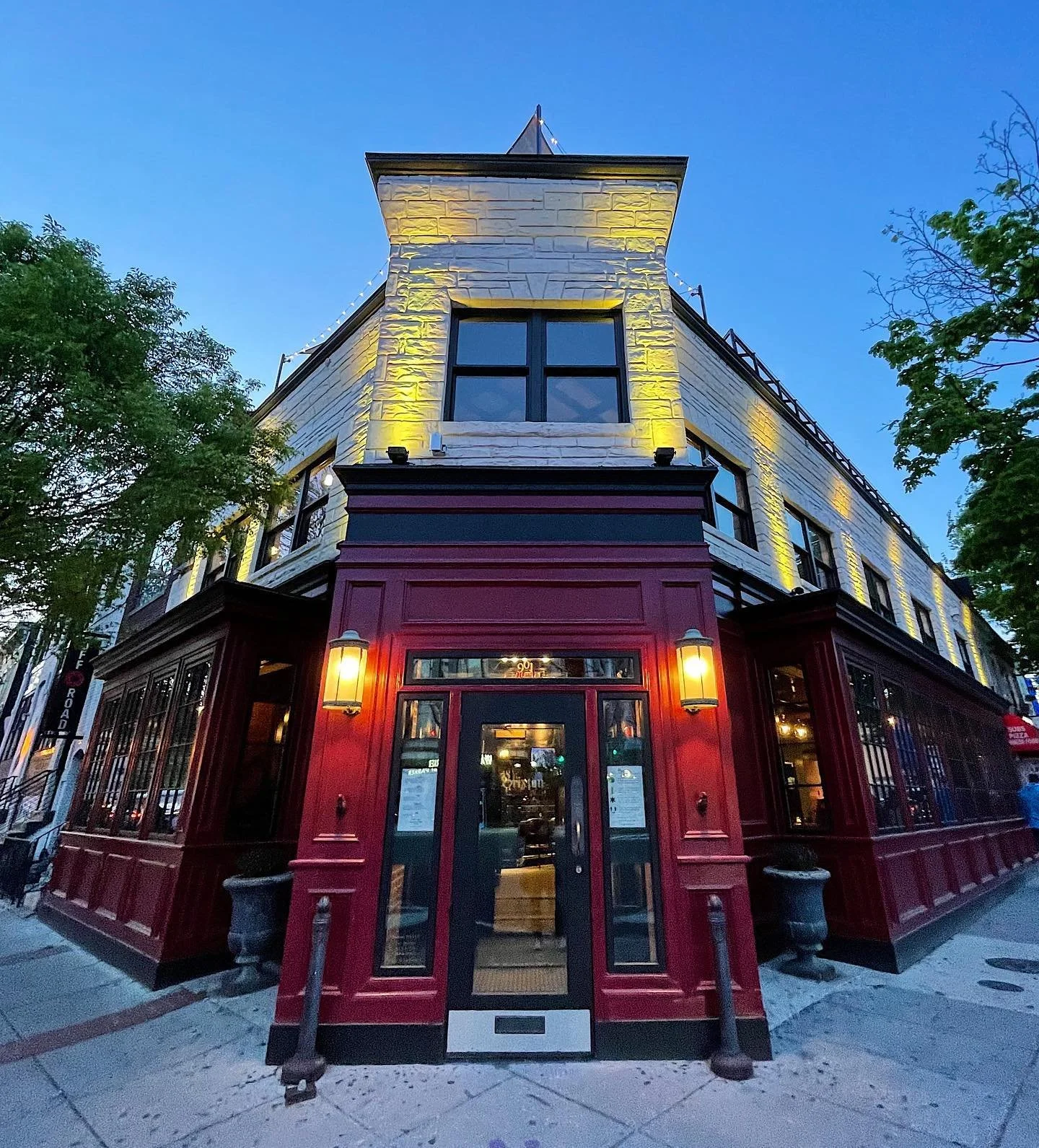 THE BRIXTON PUB (9TH ST NW, DC)