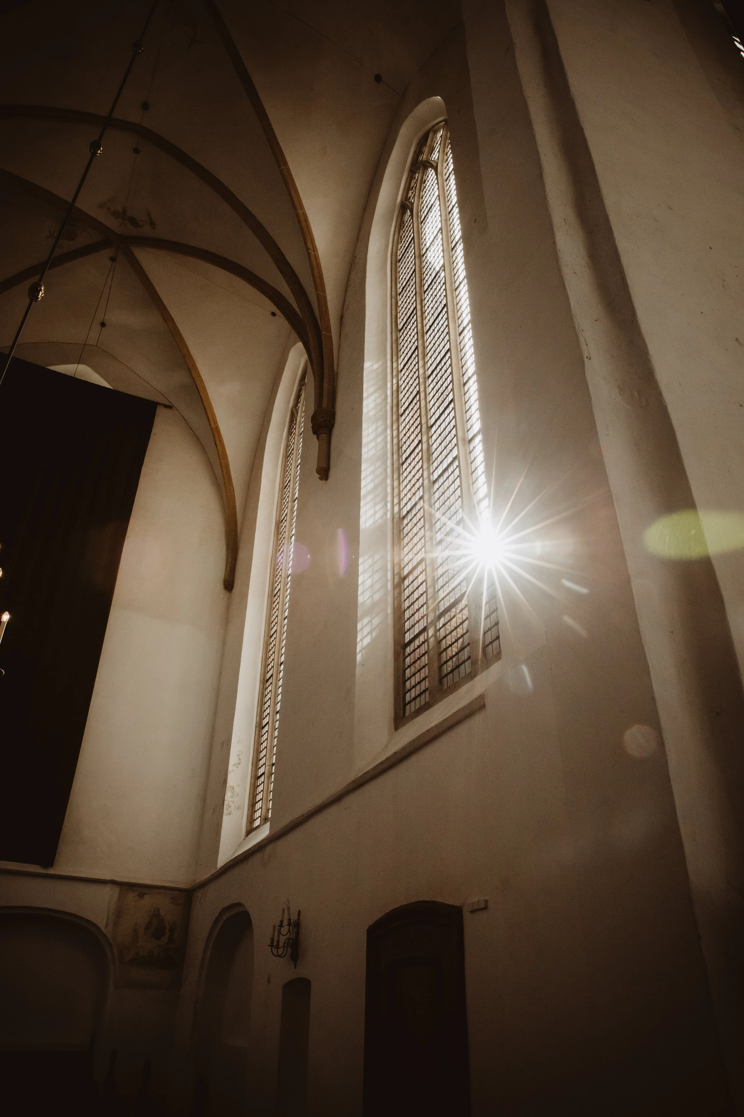Kerkelijk huwelijk in de grote kerk te Elburg. Bruiloft gepland door Mirjam Baardemans Weddingplanner | Christelijke Weddingplanner Nederland en de Veluwe