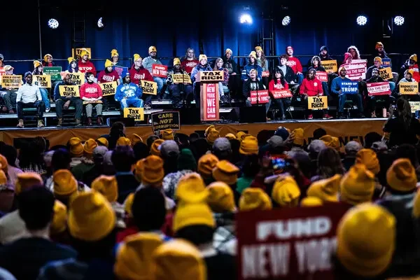 25met-tax-rally04-photo-kcgt-articleLarge.webp