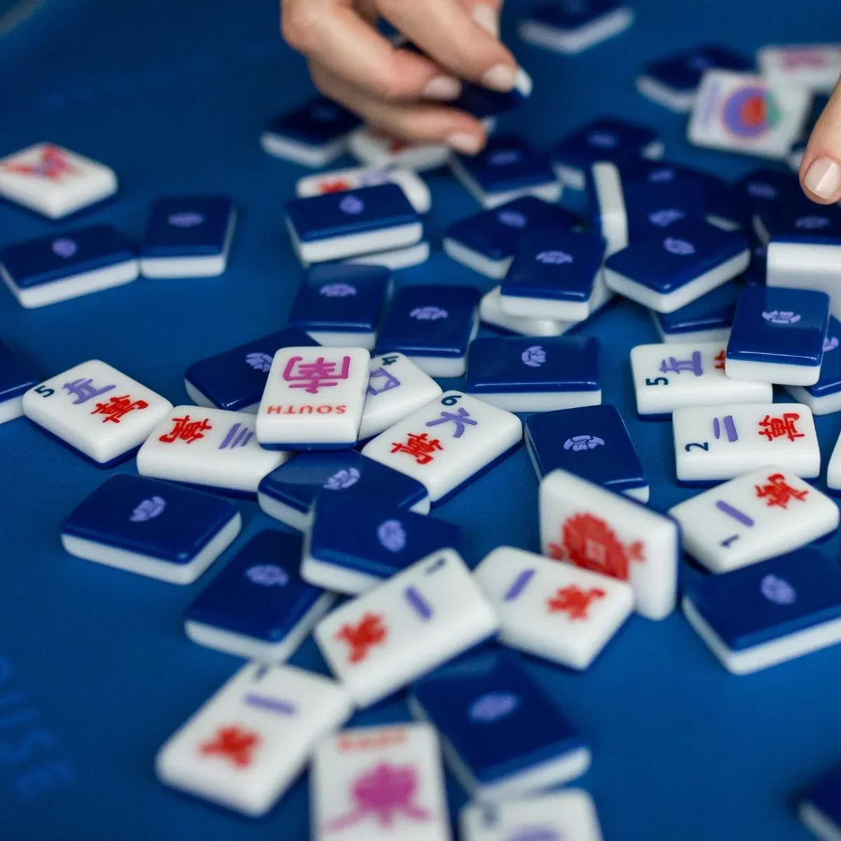 The Jewels! Sapphire House Tiles (160 Acrylic Tiles) | The Mahjong House