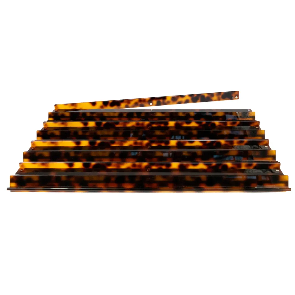 Tortoiseshell_Mahjong_Racks.webp