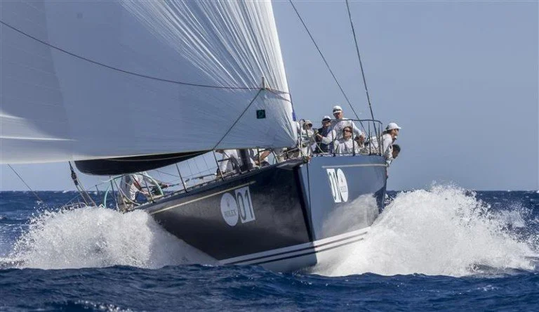 Bella Mente Wins Maxi 72 World Championships!