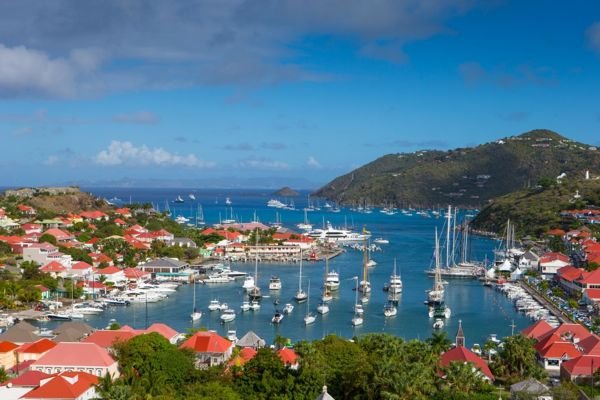 LVSB: Bella Talks St. Barths and Birthdays 