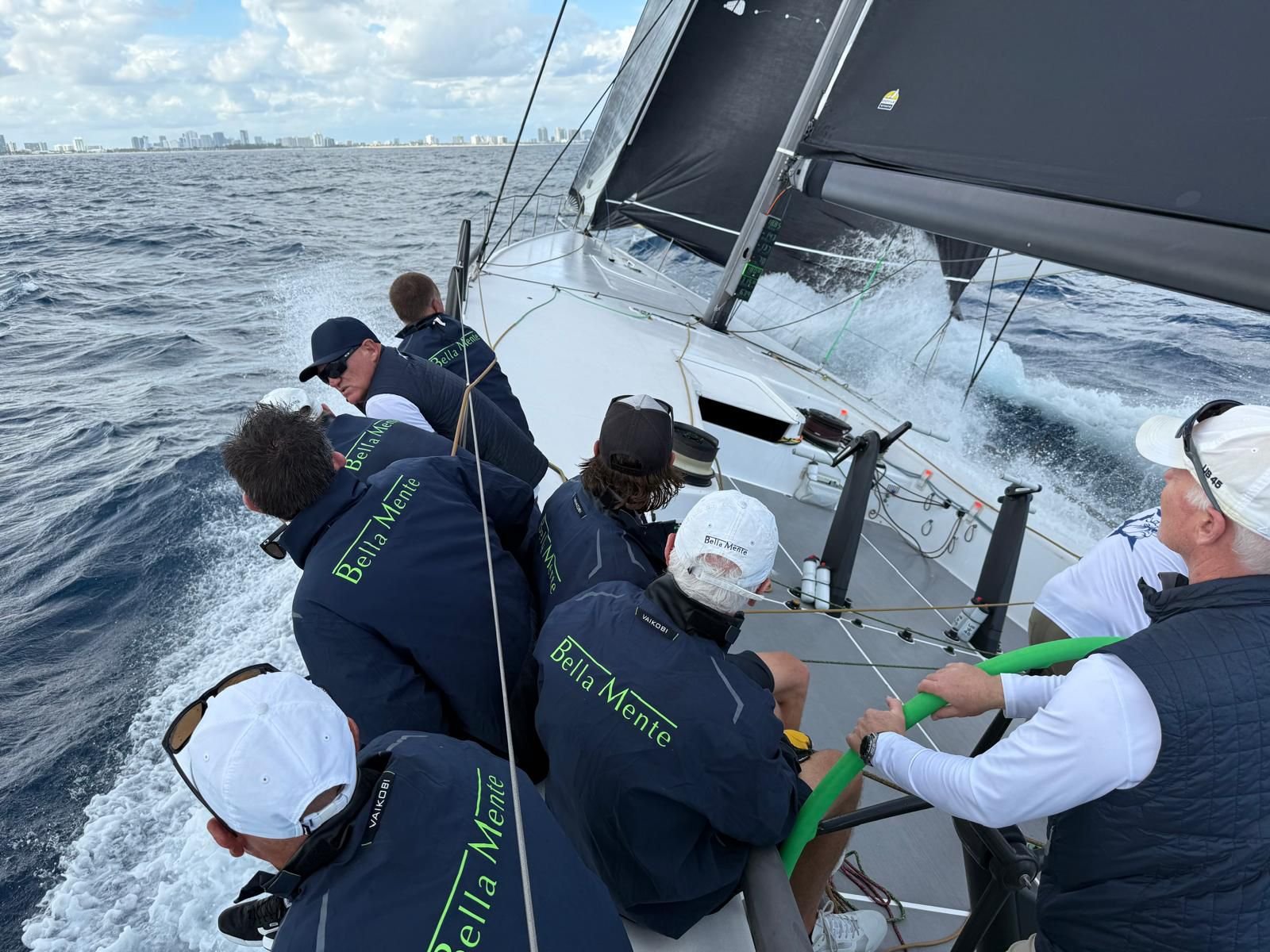 Bella Mente Claims First to Finish, Navigators Trophy &amp; First in Class in the 2025 Wirth M. Munroe Race