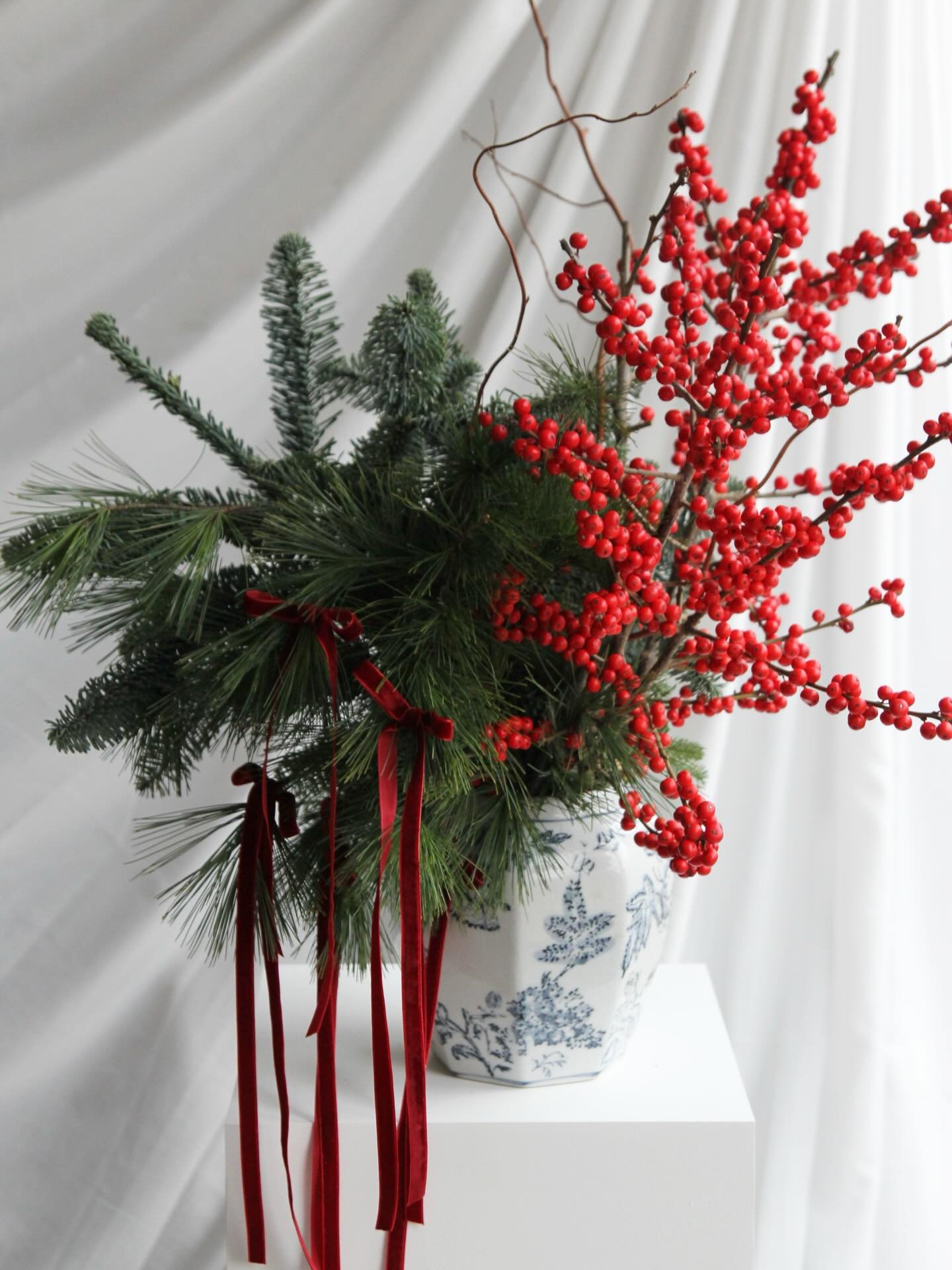 Merry Christmas and happy new year 🎊 
Thank you to all the incredible couples and clients I had the joy of working with this year. Your support means everything.

Have a wonderful time!

#christmas #2025 #festiveseason