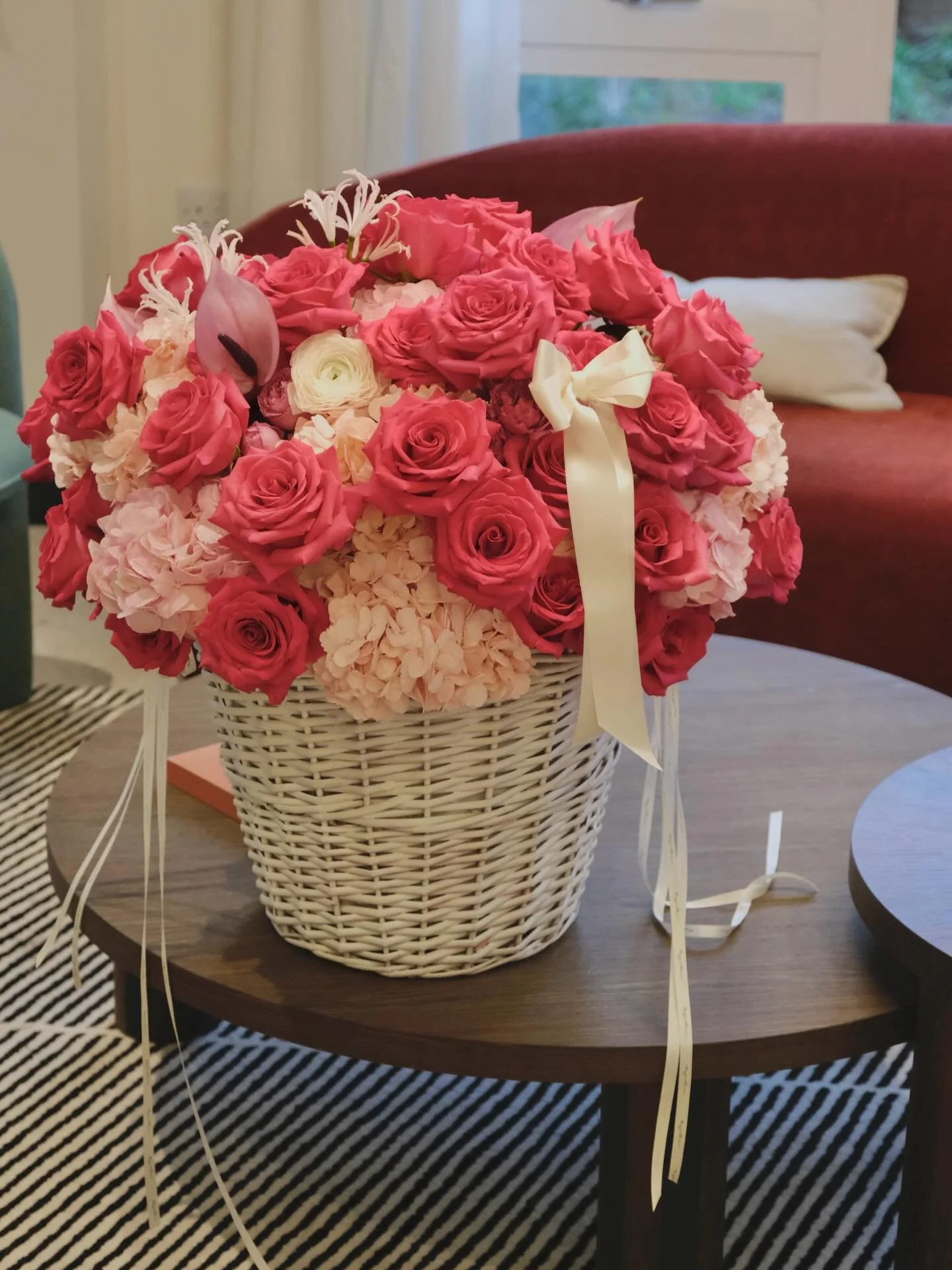 When the sky won&rsquo;t stop being grey,
he chose a whole basket of hot pink to brighten her day.
Love really is in the details. 💖💝

#flowergift #birthdaygifts