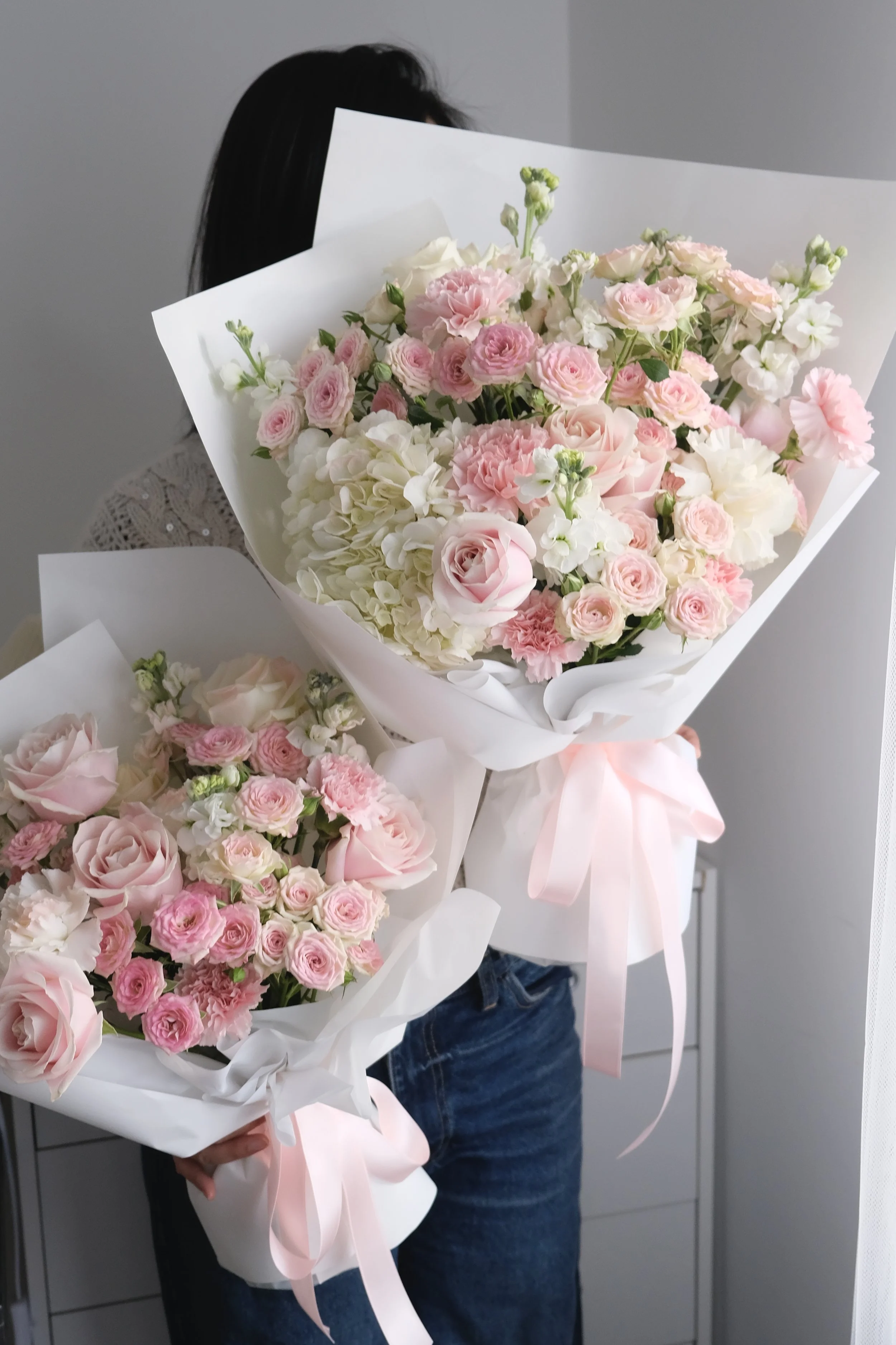 The Artist - Deluxe Mystery Bouqet