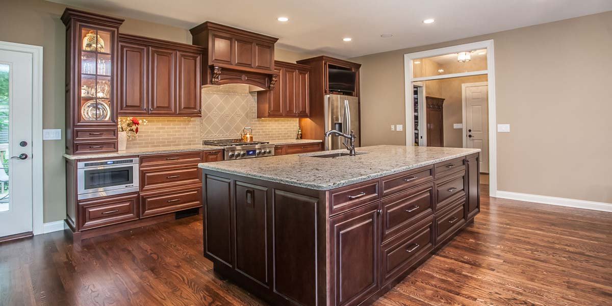 kitchen-brown-large-granite-island.jpg