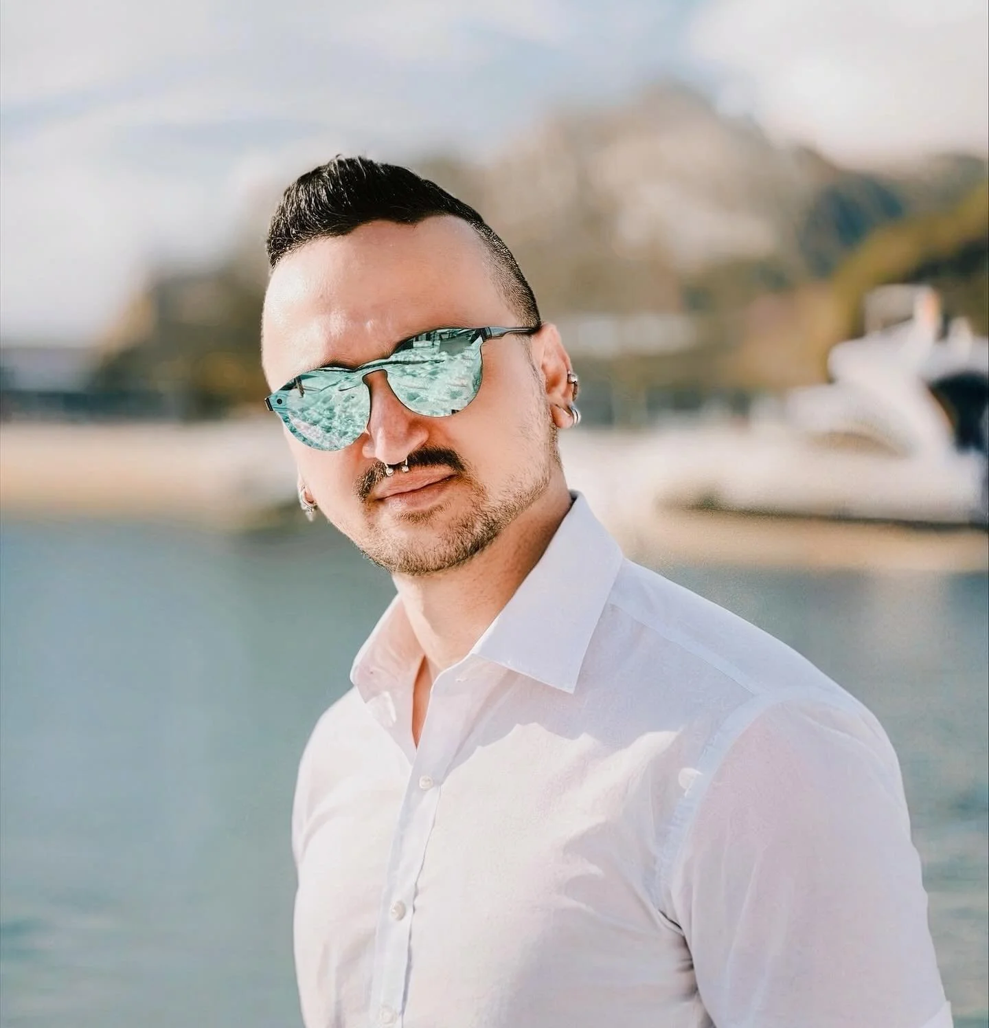 Știu că mulți dintre voi sunteți pe modul dating. C&acirc;nd aud povești despre oamenii peste care dați, cu convingeri de genul: Eu nu mă schimb pentru nimeni. Pot spune ceva, foarte, foarte simplu. Run. Nevoile tale nu o să fie niciodată la fel de i