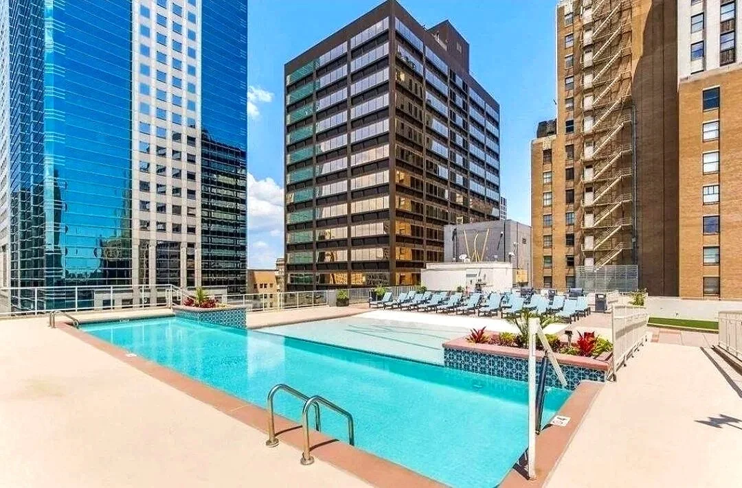 1101-walnut-st-unit-wall-street-towers-kansas-city-mo-building-photo.jpg