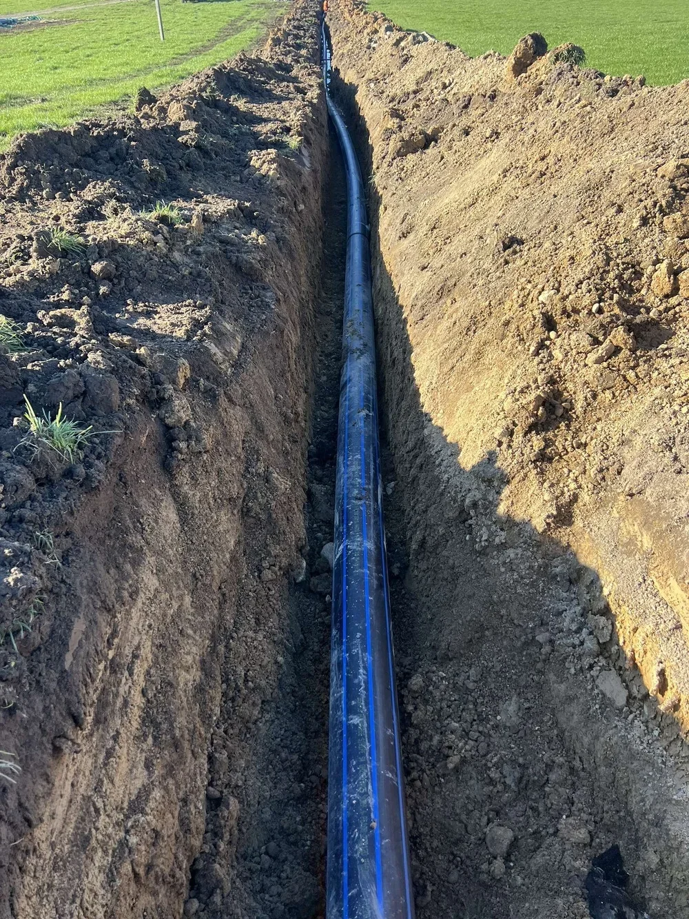 pipeline, pipe, dirt, ground, earth works, nz, hurunui