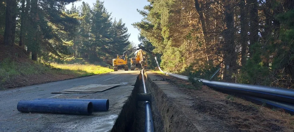 digger, pipeline, trees, amberley, ploughing, roading