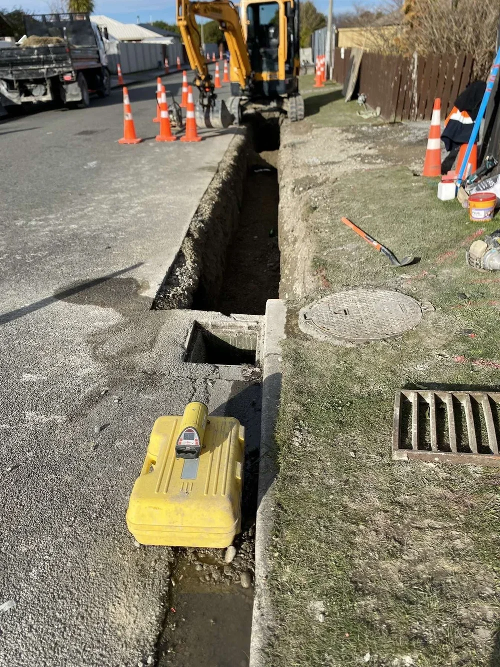 kerb, channel, stormwater, kaiapoi, water, storm, roading, housing, road cones