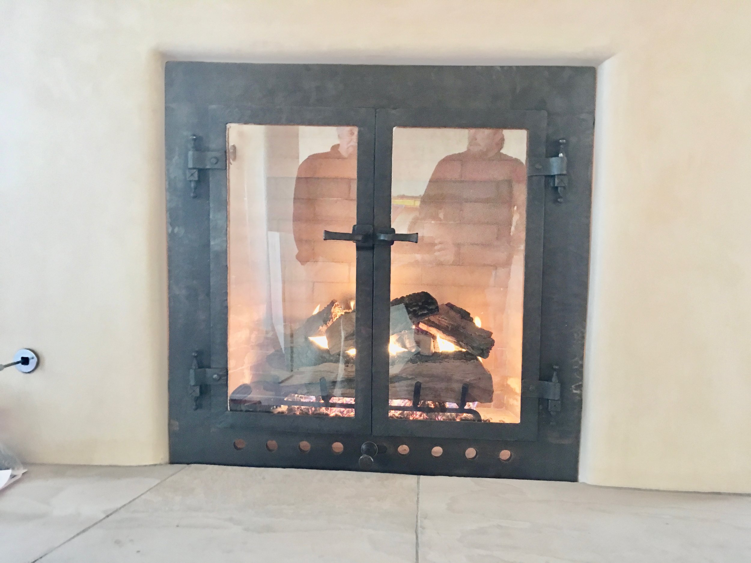 Hammered glass door fireplace cover