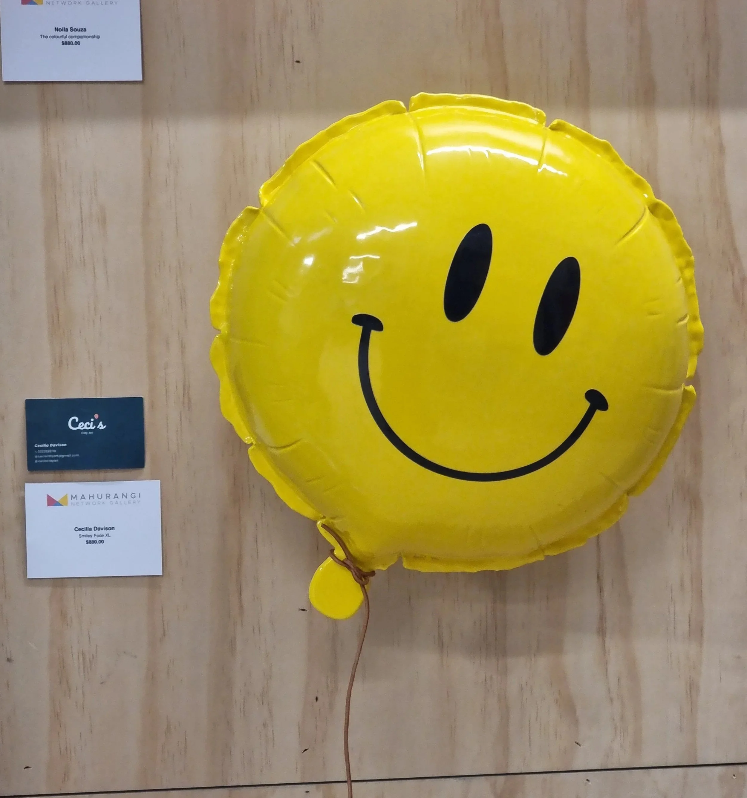 Smiley Face Cramic Balloon - X Large