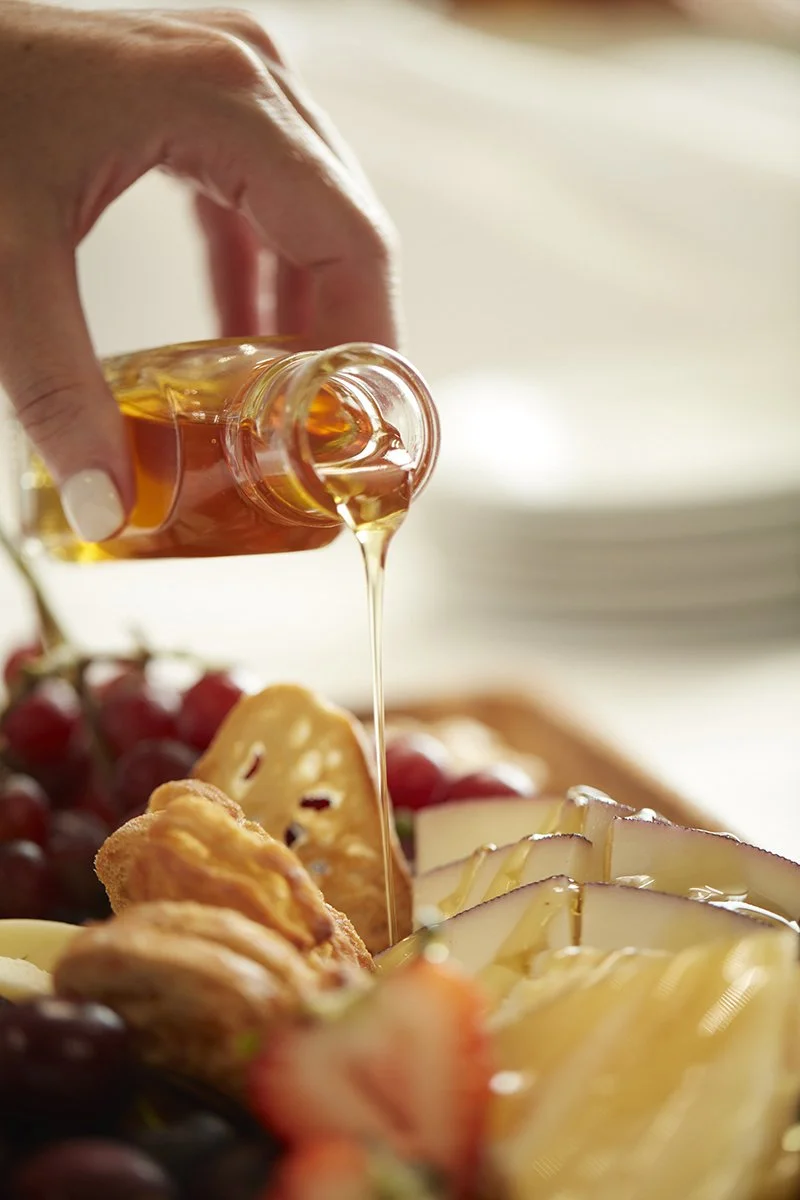 HungryBee_0317 LR.jpg