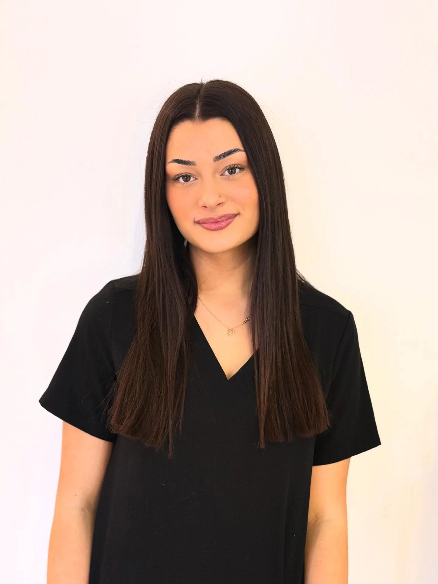 Hi, I&rsquo;m Emily!

I&rsquo;ve always known I wanted to be a beauty therapist since I was a little girl. So at just 16, I decided to take the leap and get my Diploma. 

I have a great attention to detail and love to help all my clients step up thei