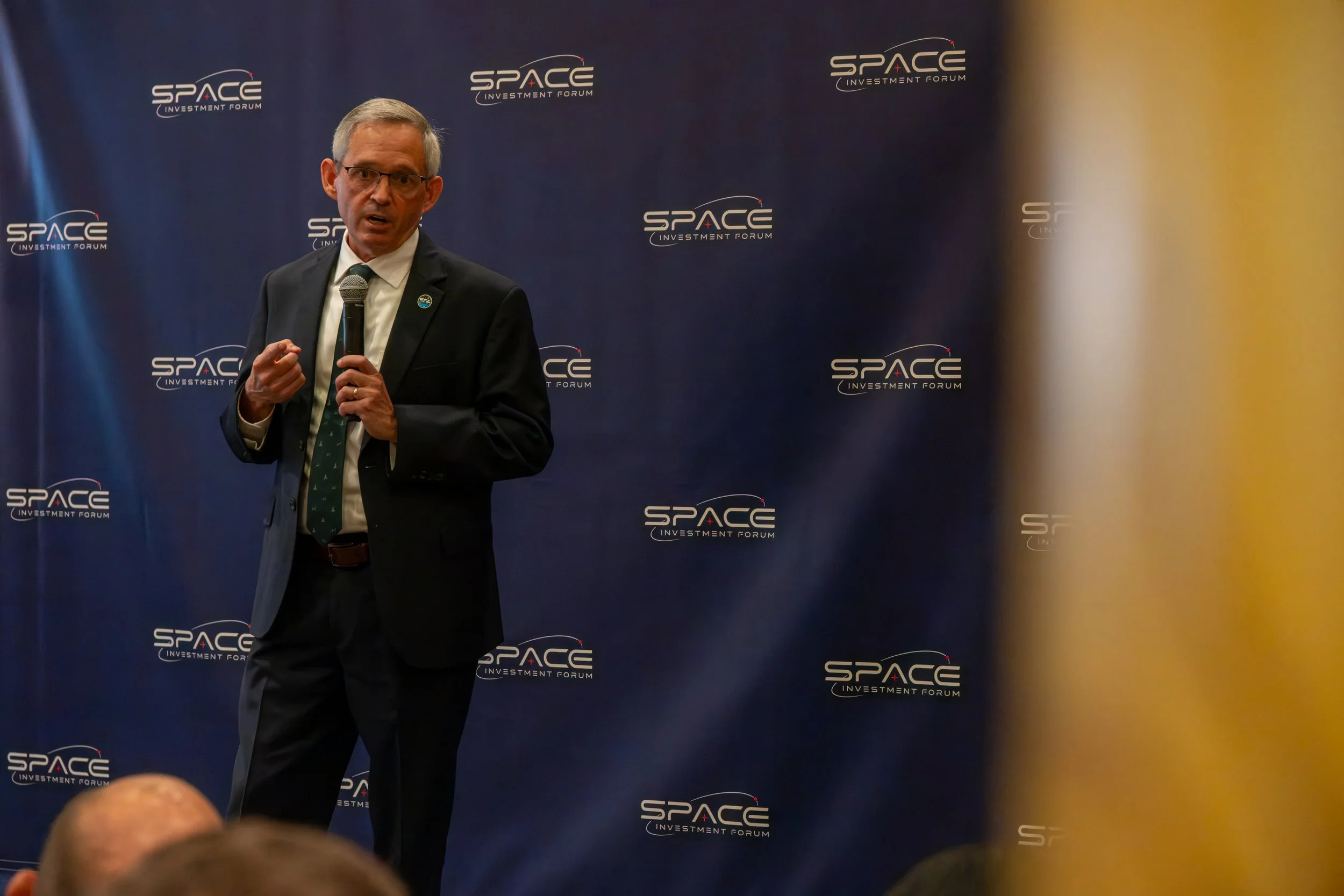 Damon Feltman, Brigadier General, USAF (Ret.) and Chief Executive Officer, Space Force Association, speaks at the Space Investment Forum - Photo by Anthony DiFlorio