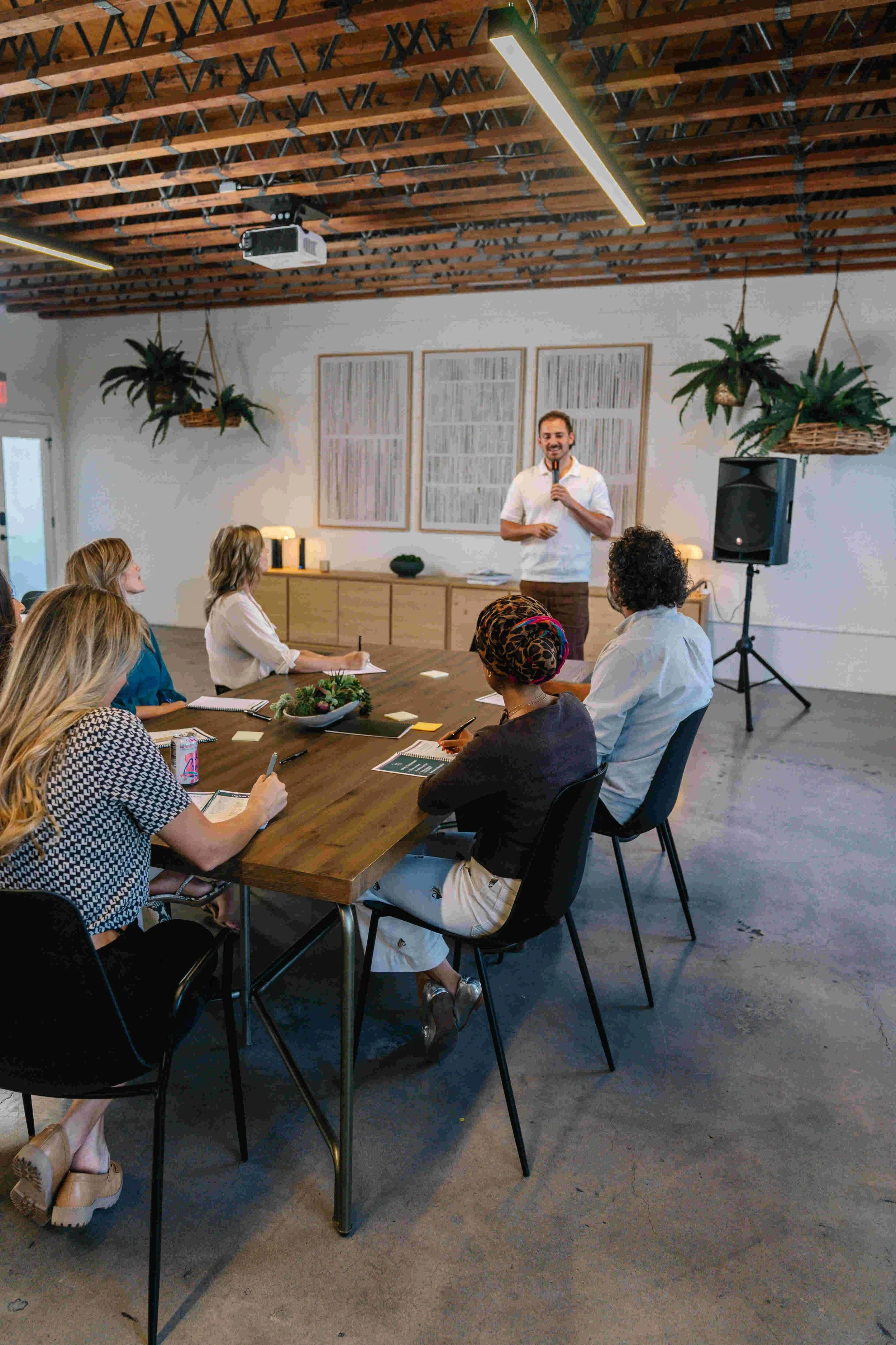 Group coaching for corporate communication