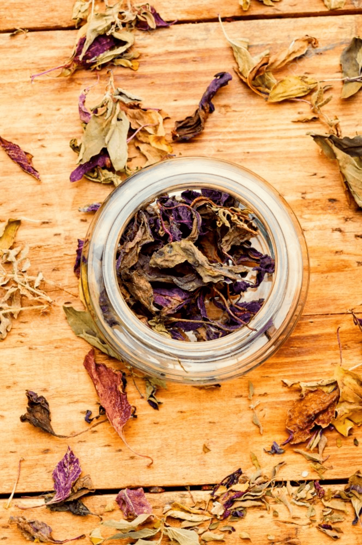 pngtree-dried-natural-basil-spice-in-bowlnatural-dried-herbs-in-glass-jars-picture-image_2326648.jpg