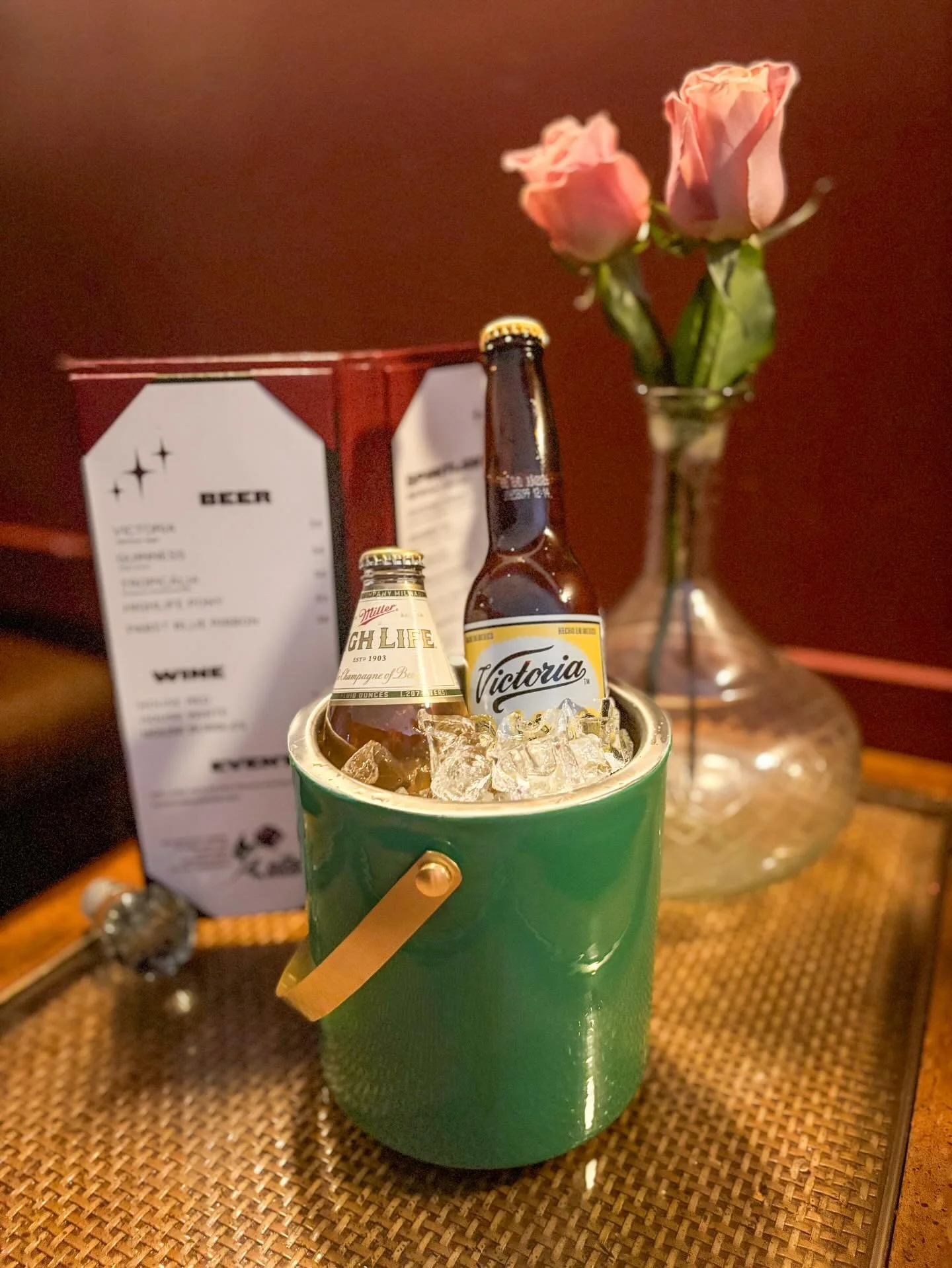 ✨Beer✨
Victoria
Guinness
Tropicalia
Highlife Pony
PBR

We are loving our new ice bucket and decanter from @rabbitholemacon . Small business out here trying to love on all the other small businesses in our beautiful downtown Macon! 

Open Friday 
5 to