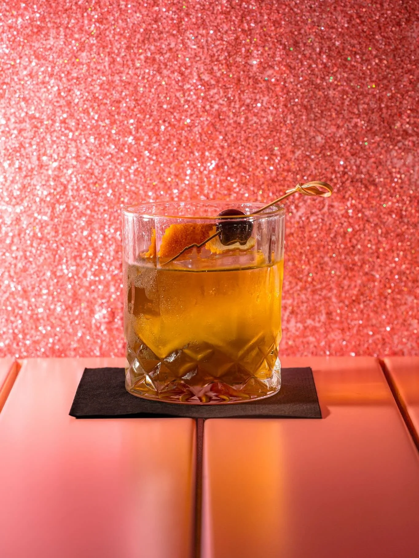 ✨Bijou✨
Orange infused gin, house chartreuse, house pineapple amaro 

📸 @stephncook