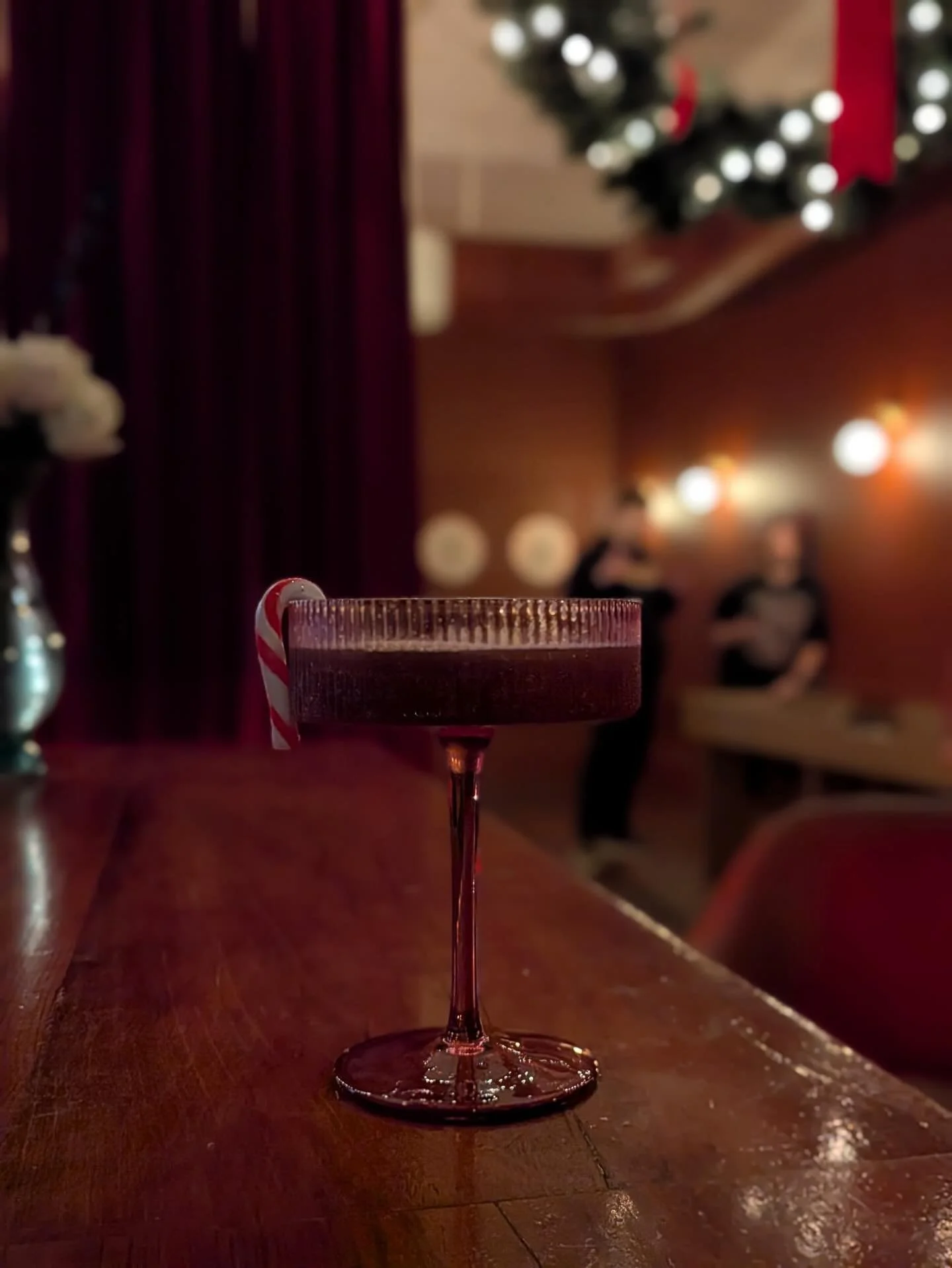 ✨Peppermint Mocha Espresso✨
peppermint infused vodka, cold brew, espresso liqueur, white chocolate liqueur
 
Pass through the seven levels of the candy cane forest via our espresso river through the sea of swirly-twirly gum drops @nutcrackermidga , t