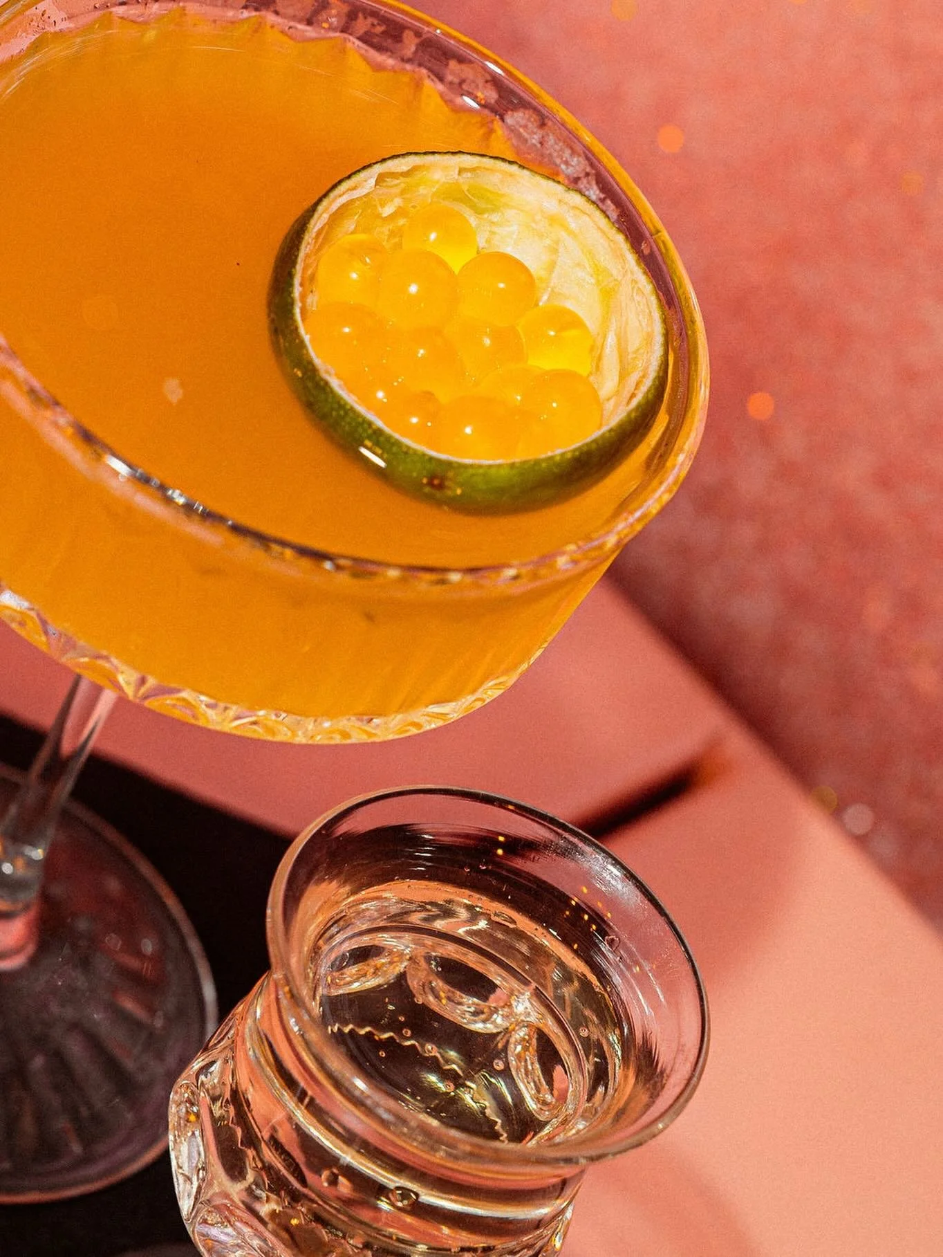 ✨Pornstar Martini &amp; Bubbles ✨

A classic cocktail with our house made vanilla syrup, fresh squeezed lime juice (that makes a pretty cute boat for the passion fruit boba), passion fruit liqueur, and vodka.

Traditionally served with a side car of 