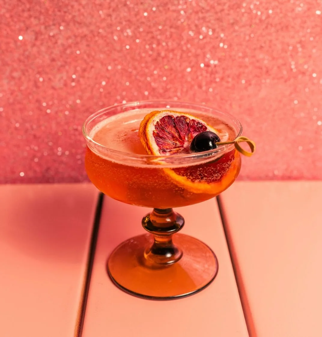 ✨Blood &amp; Sand✨
mezcal, cardamaro, luxardo, blood orange chinotto

Enjoy a sip that feels like winter at the beach. We&rsquo;ll still be open Saturday and Sunday nights, five until midnight. 

📷 @stephncook 

#downtownMacon @downtownmaconga @choo