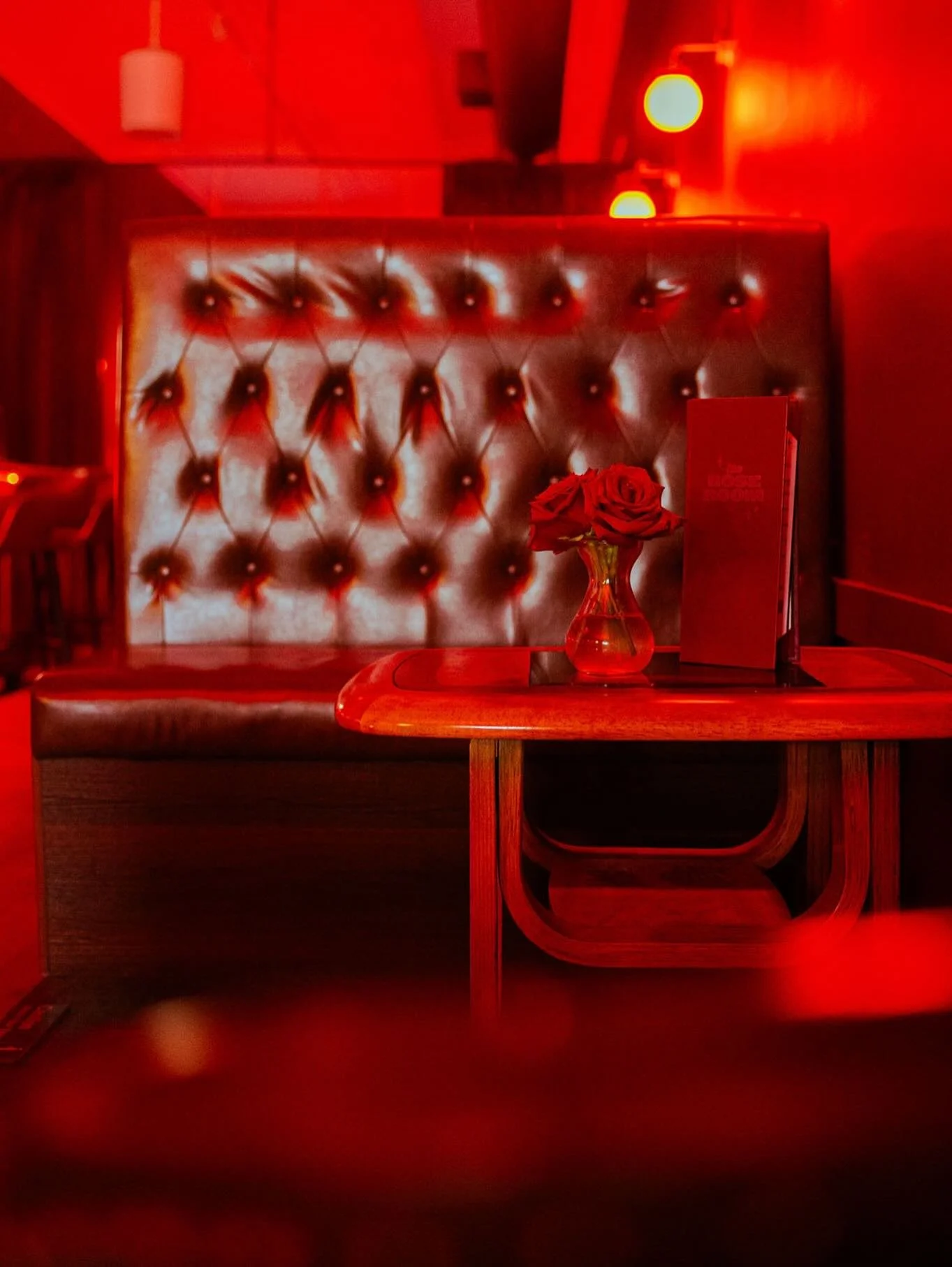 ✨Do drop in and meet all your fine friends. Get out of the rain and enjoy that three day weekend in a cozy bar. Tonight, five to midnight. DJ @jaktheact seven to ten.