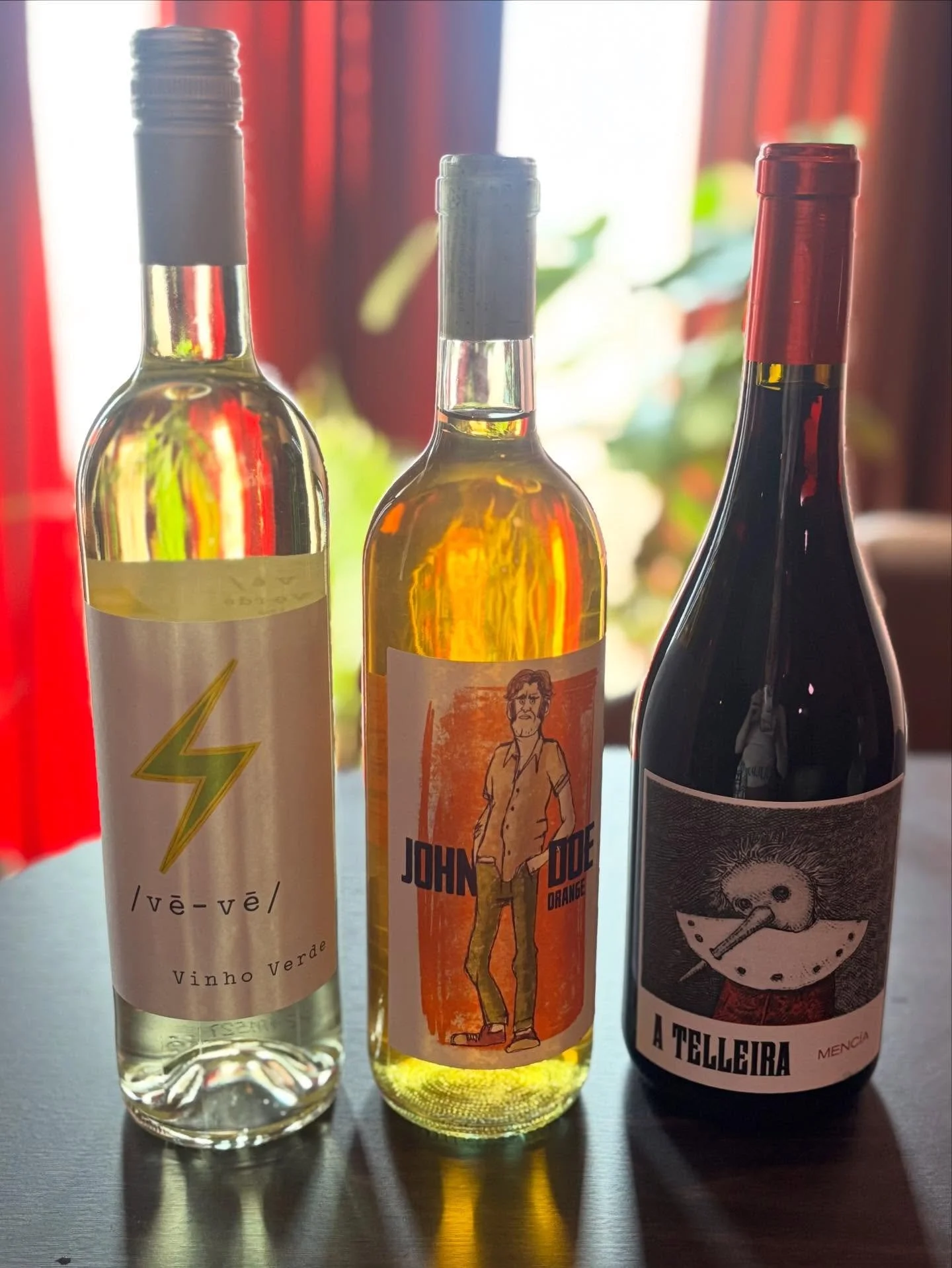 ✨New Wine Arrived Today!✨ 

@mmemarlie from @specialty_wines hand delivered these beauties today and we are so excited. 

Looking for a Pinot noir or Cabernet? 

🌹A Telleira Mencia Riberio 🌹
Spain 
2020
Fresh and floral, full of aromas of blue flow