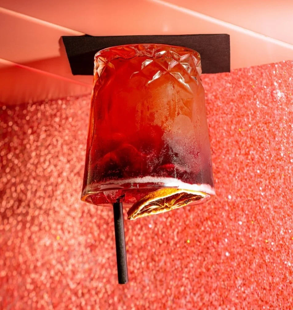 ✨The Rose Room menu is being flipped upside down after Sunday✨you have a limited chance to get this New York Sour that @stephncook captured to utmost detail. Open tonight 5pm to 12am but catch Stephen from 7-9pm to say happy birthday!! #downtownmacon